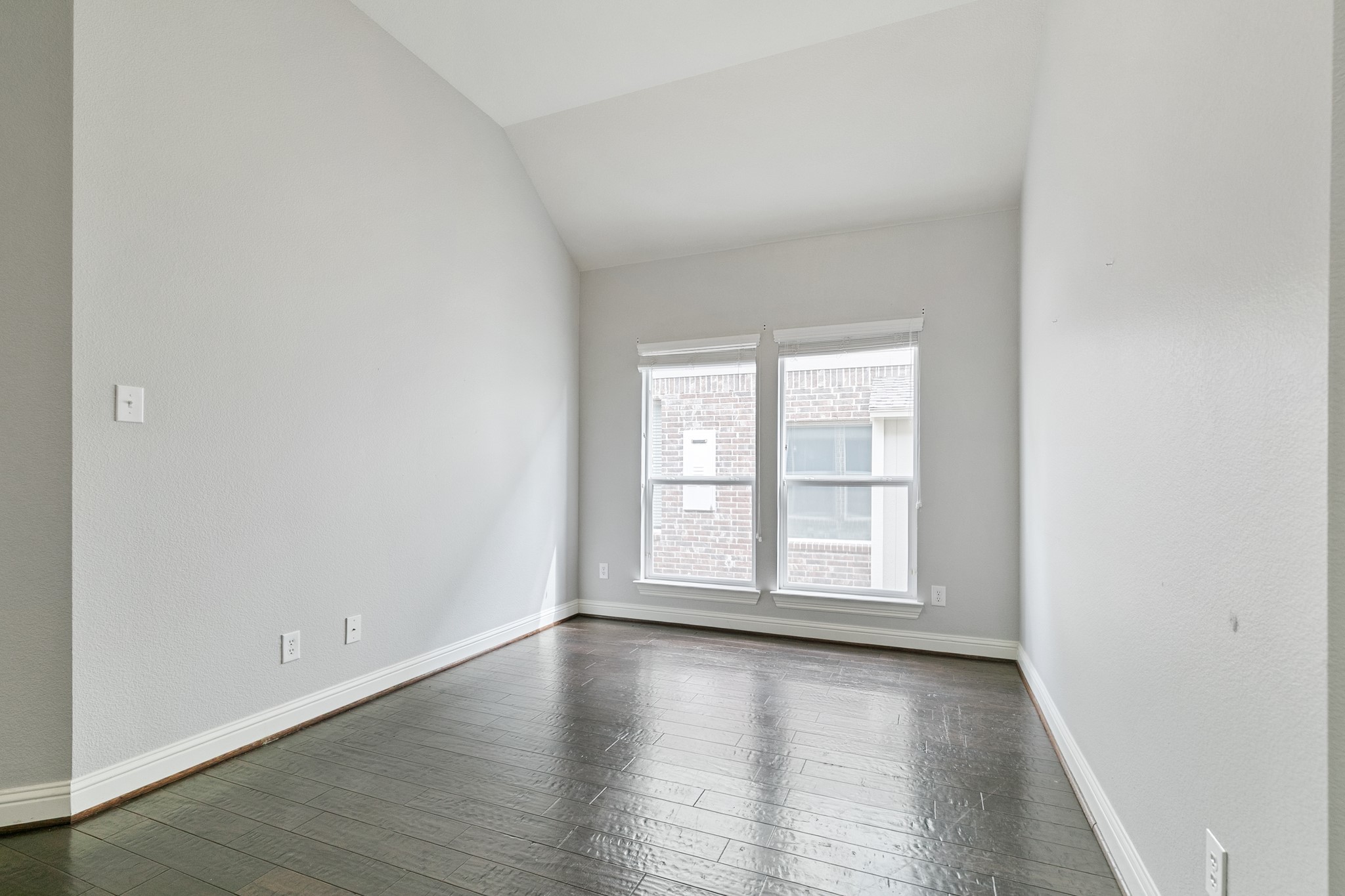 909 Auburn Court, Savannah, TX, 76227