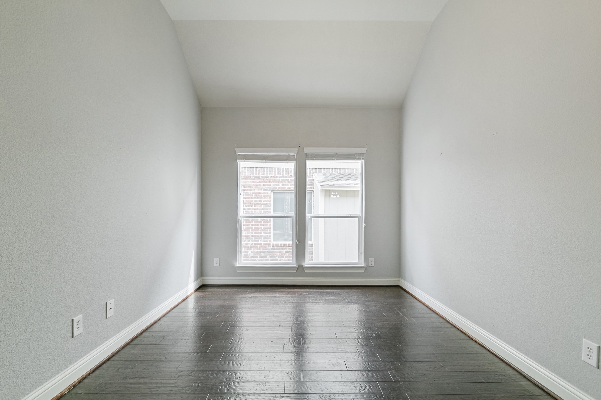 909 Auburn Court, Savannah, TX, 76227