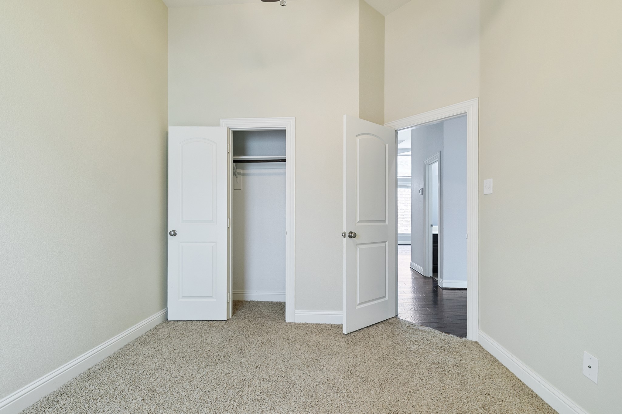 909 Auburn Court, Savannah, TX, 76227