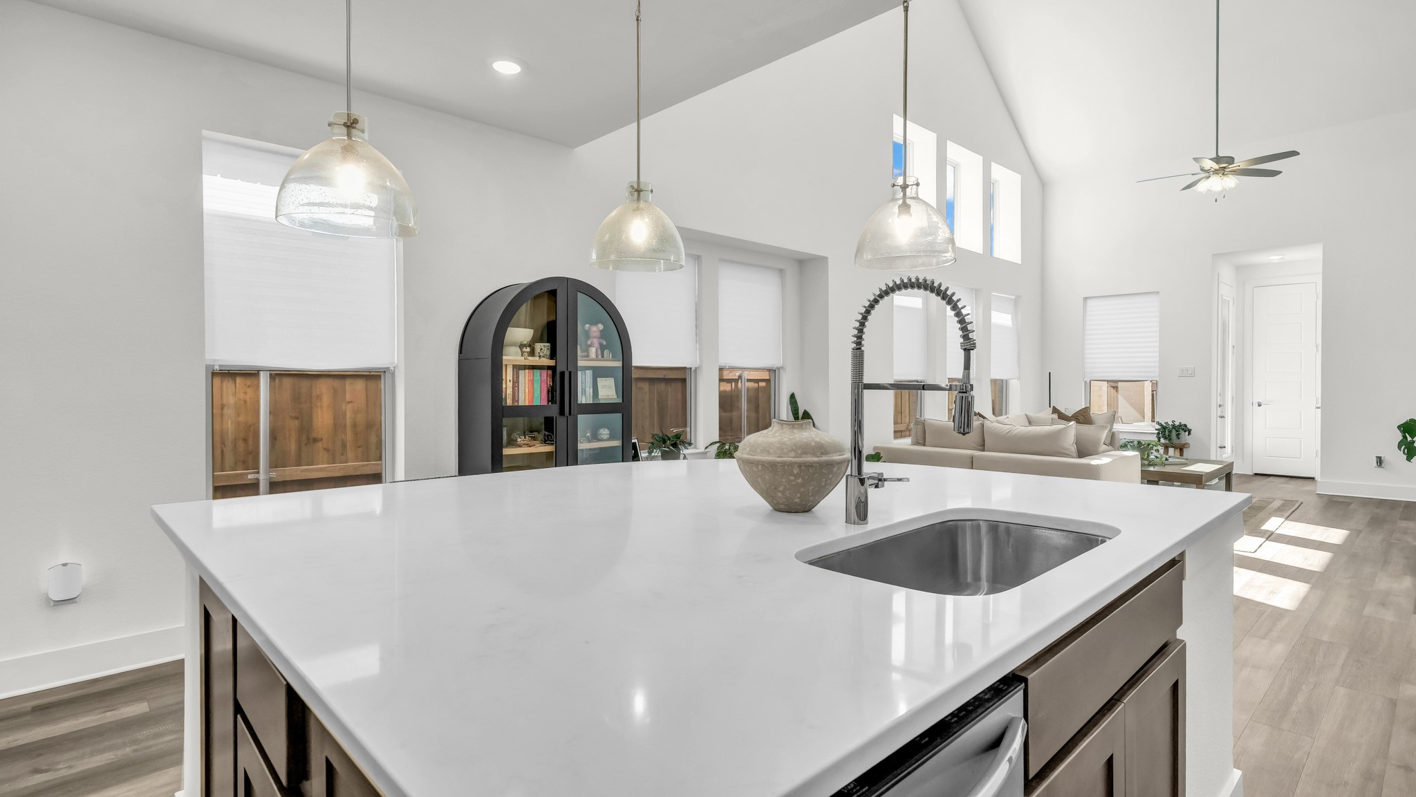 913 Gilbreath Avenue, Crowley, TX, 76036