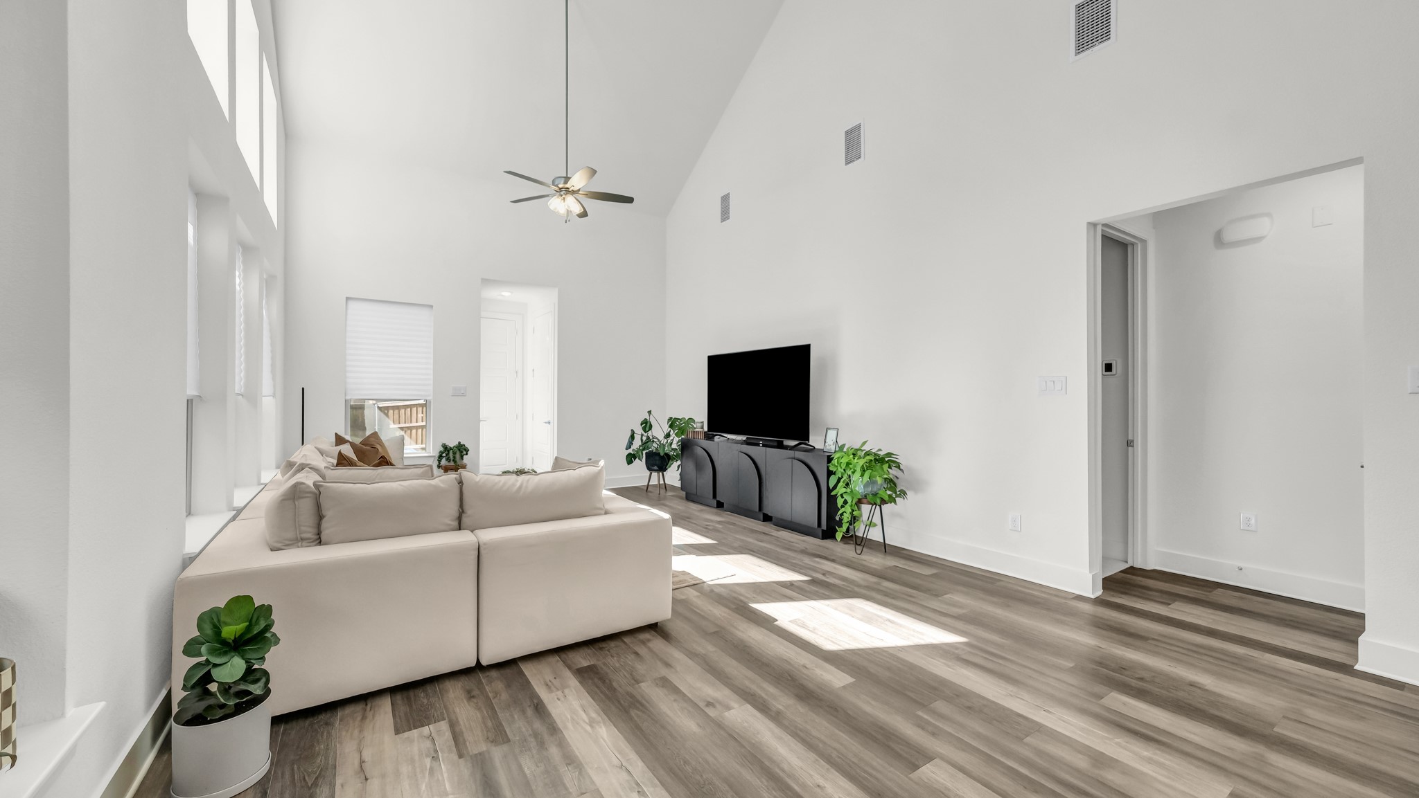 913 Gilbreath Avenue, Crowley, TX, 76036