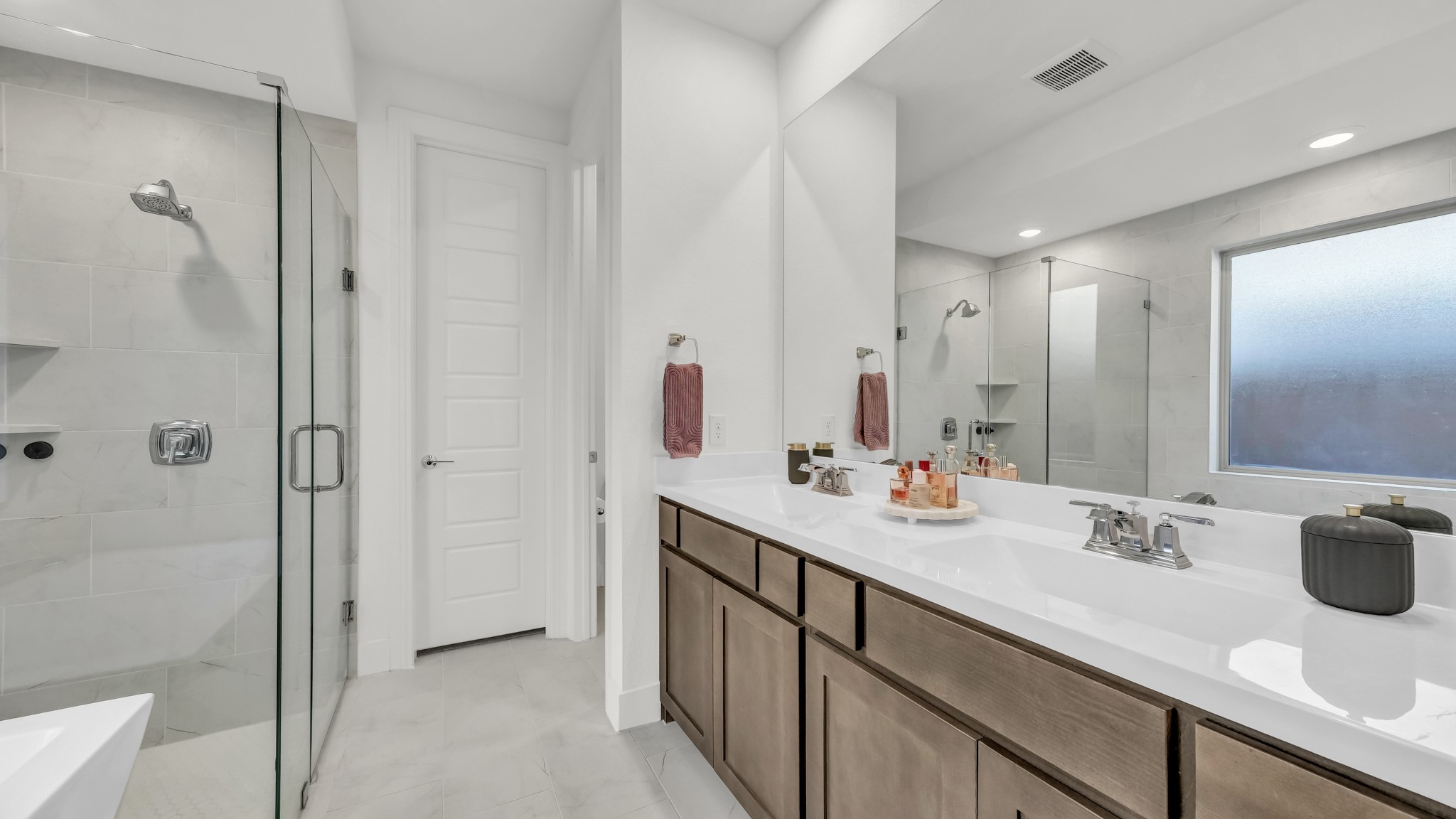 913 Gilbreath Avenue, Crowley, TX, 76036