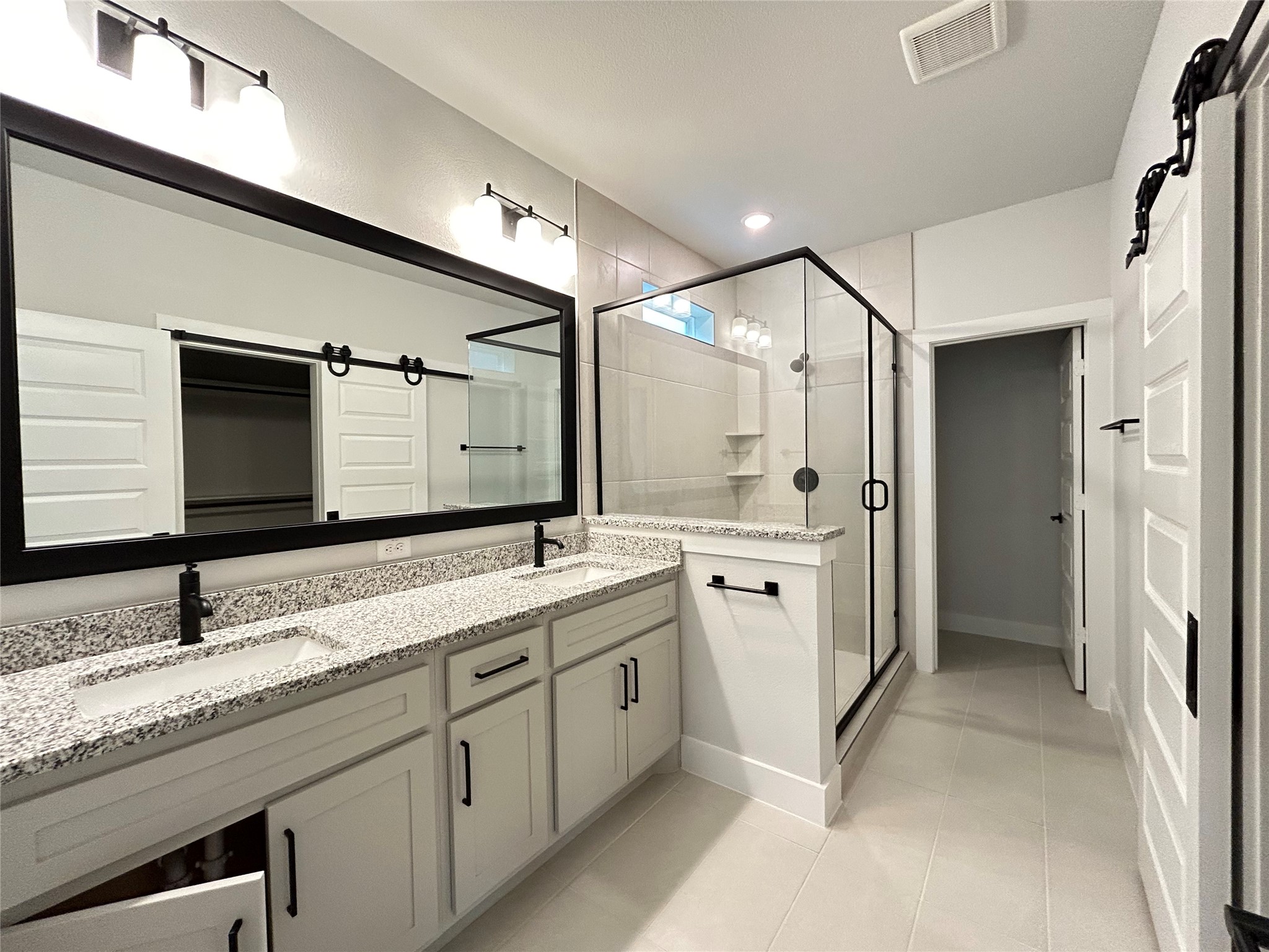 564 Mission Trail UNIT&nbsp;B4, Arlington, TX, 76010