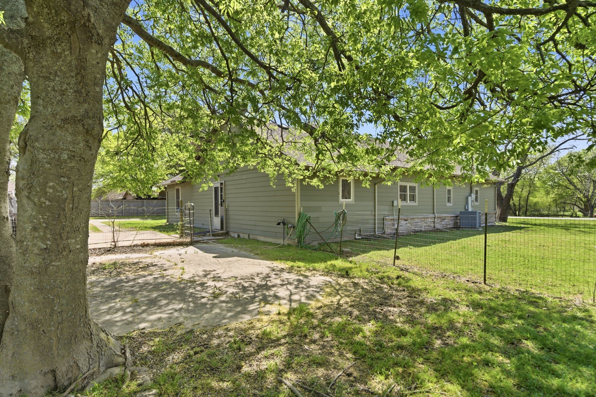 1211 Longneck Road, Princeton, TX, 75407