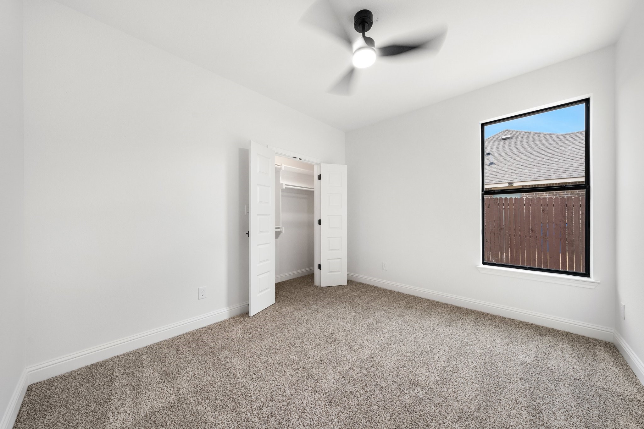 598 E Woodell Drive, Glenn Heights, TX, 75154