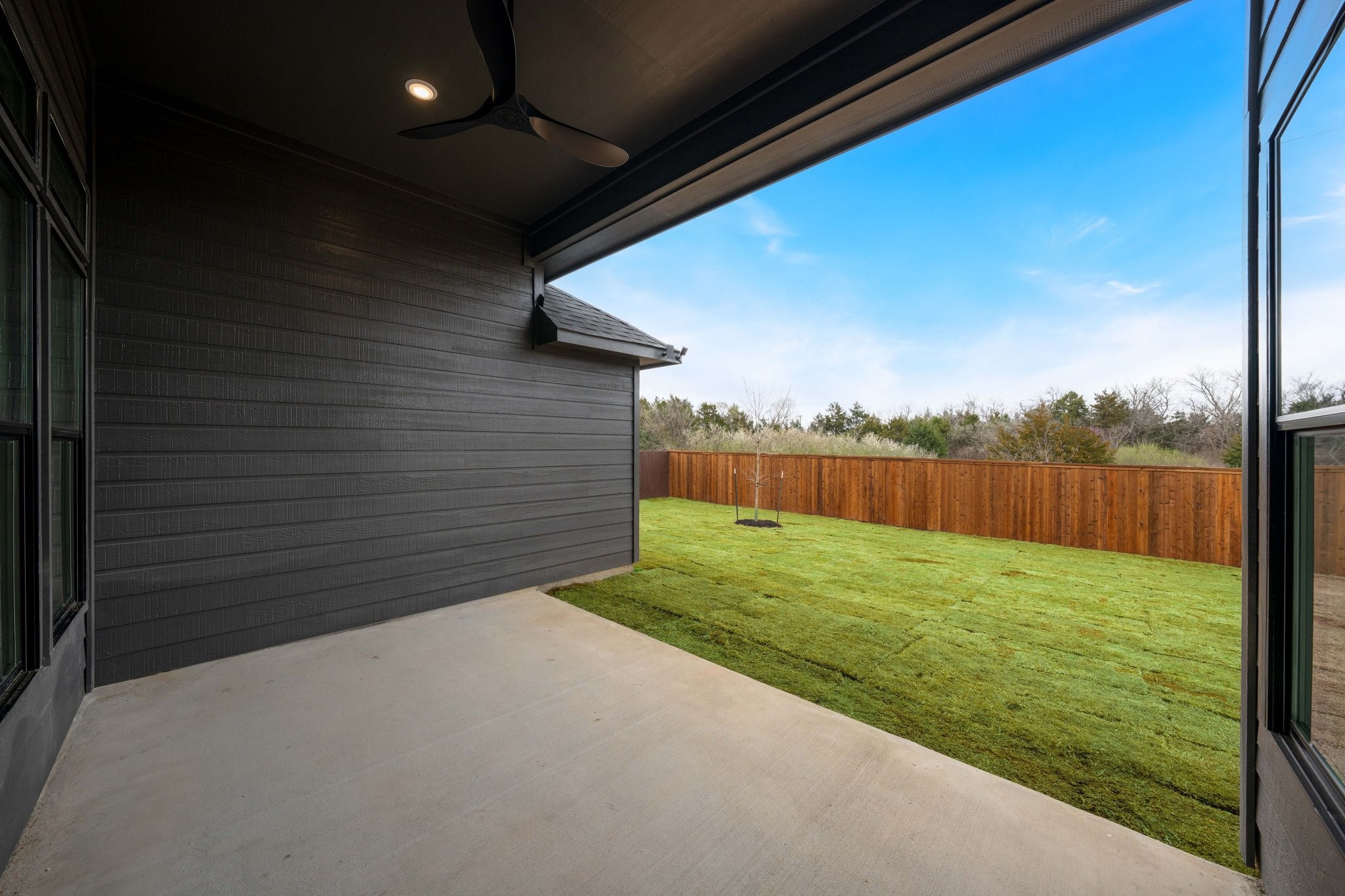 598 E Woodell Drive, Glenn Heights, TX, 75154