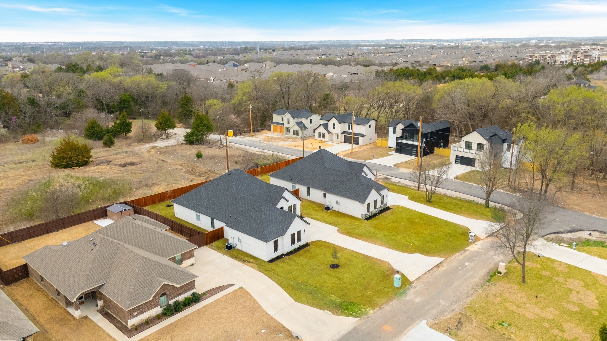 598 E Woodell Drive, Glenn Heights, TX, 75154