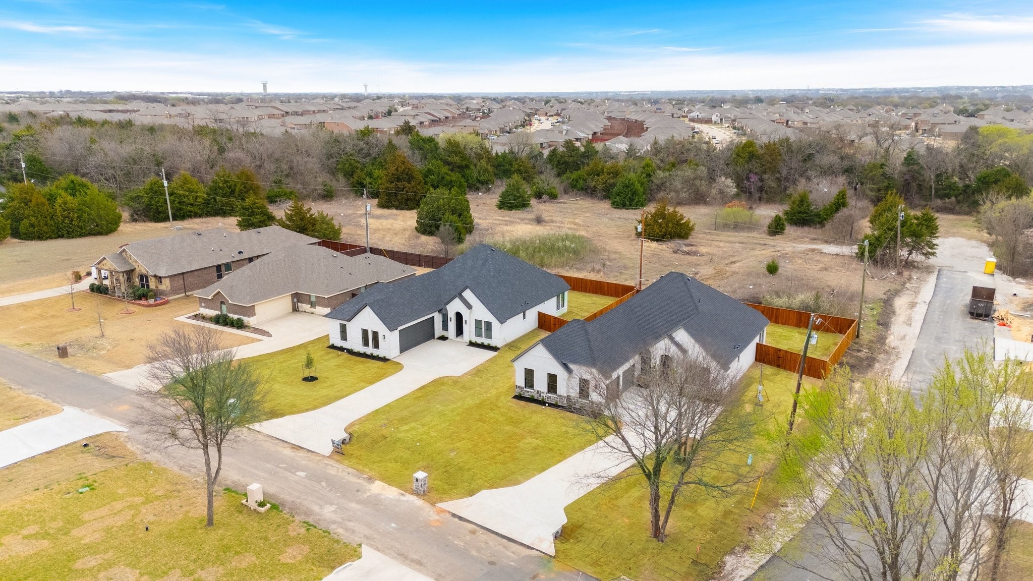 598 E Woodell Drive, Glenn Heights, TX, 75154