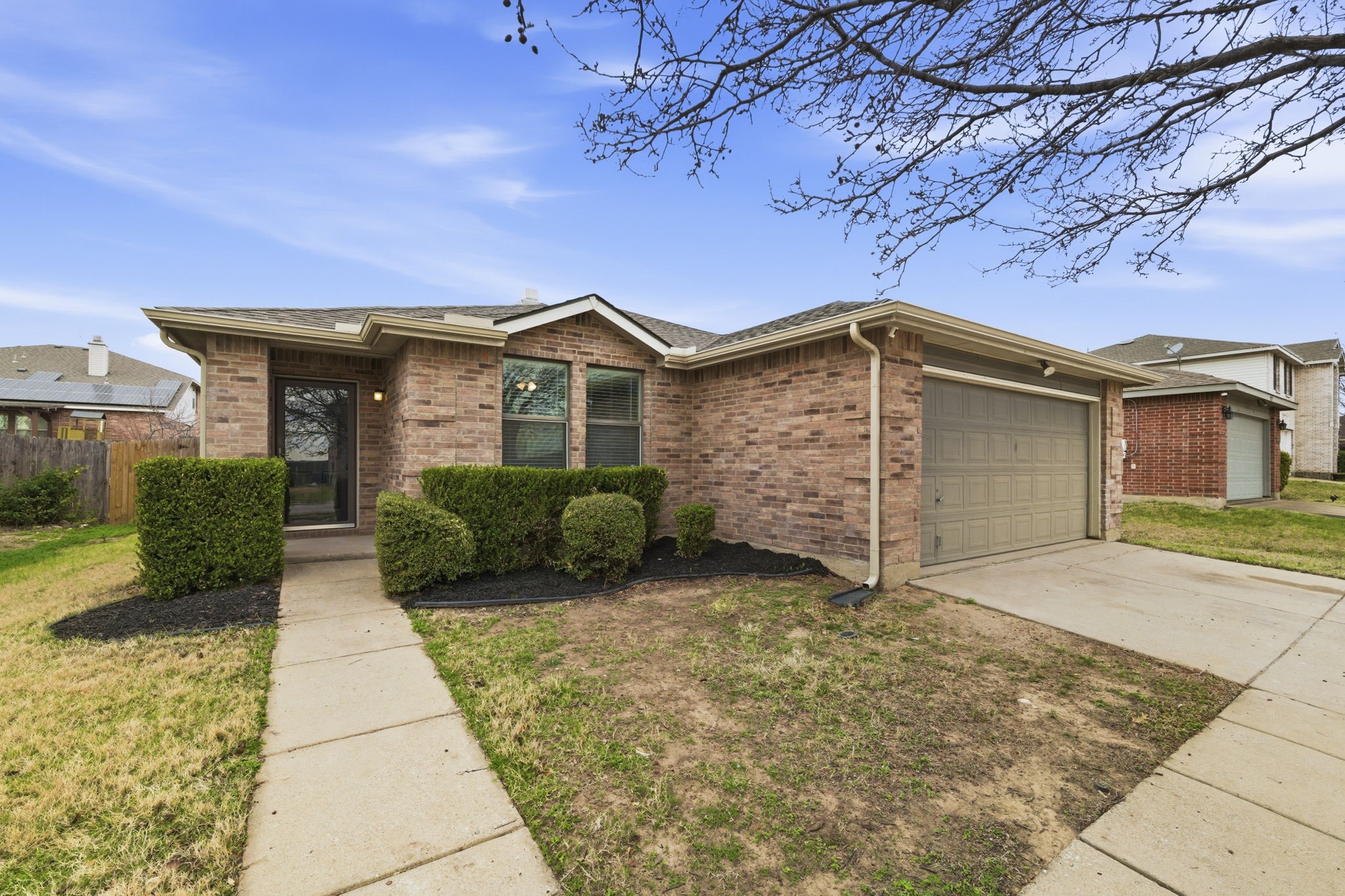 Property photo 02 of 5213 Rugged Avenue Fort, Worth, TX 76179 | MLS #21201328