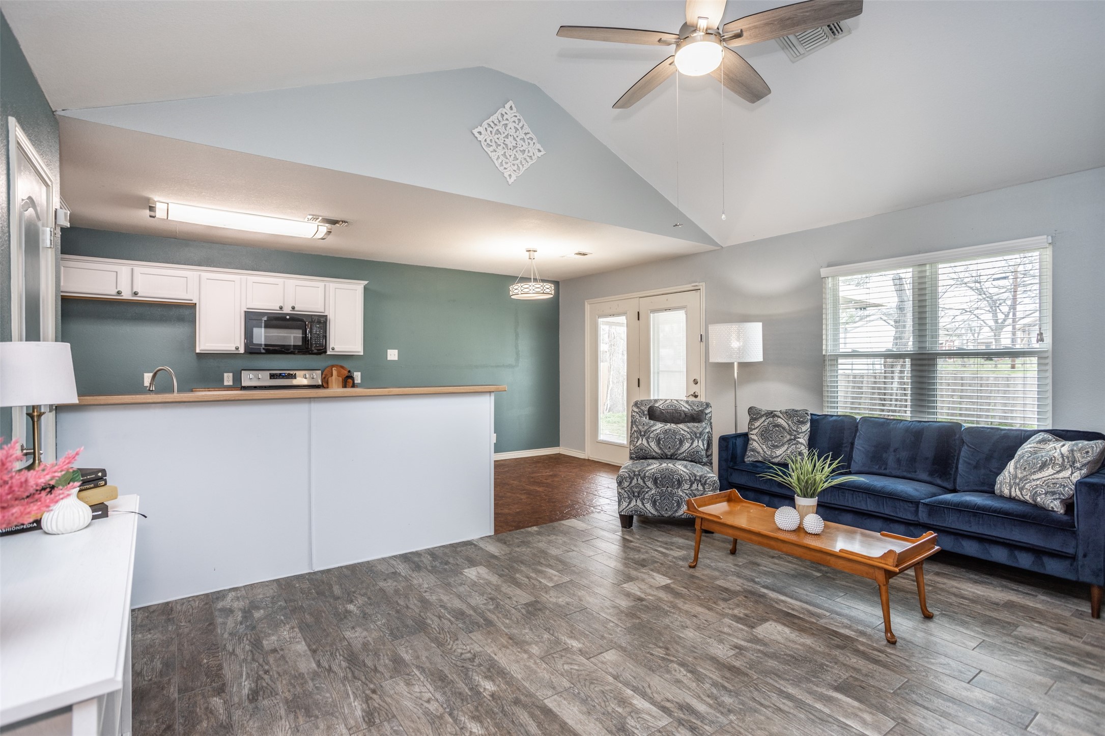 602 N Jordan Street, Whitesboro, TX, 76273