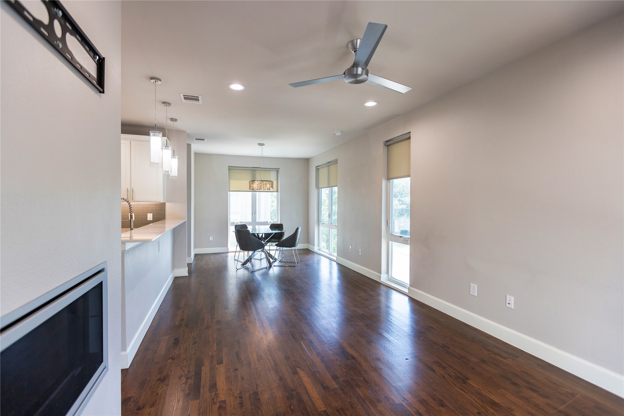 Property photo 04 of 2016 N Fitzhugh Avenue UNIT 101, Dallas, TX 75204 | MLS #21201732