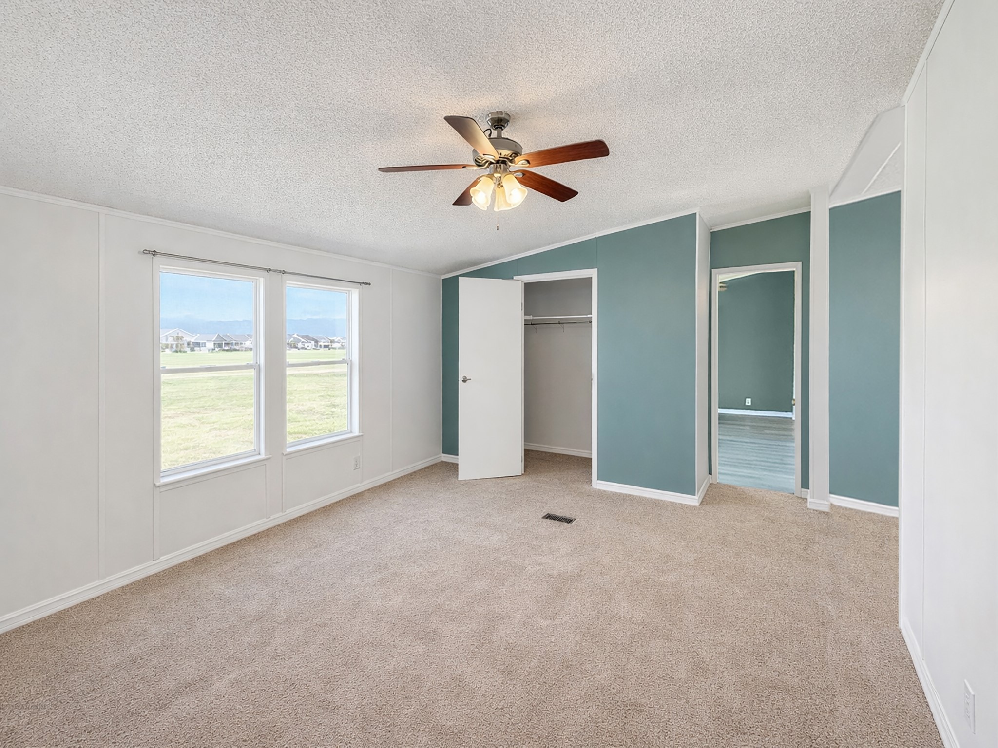 1066 Brockwood Lane, Crandall, TX, 75114