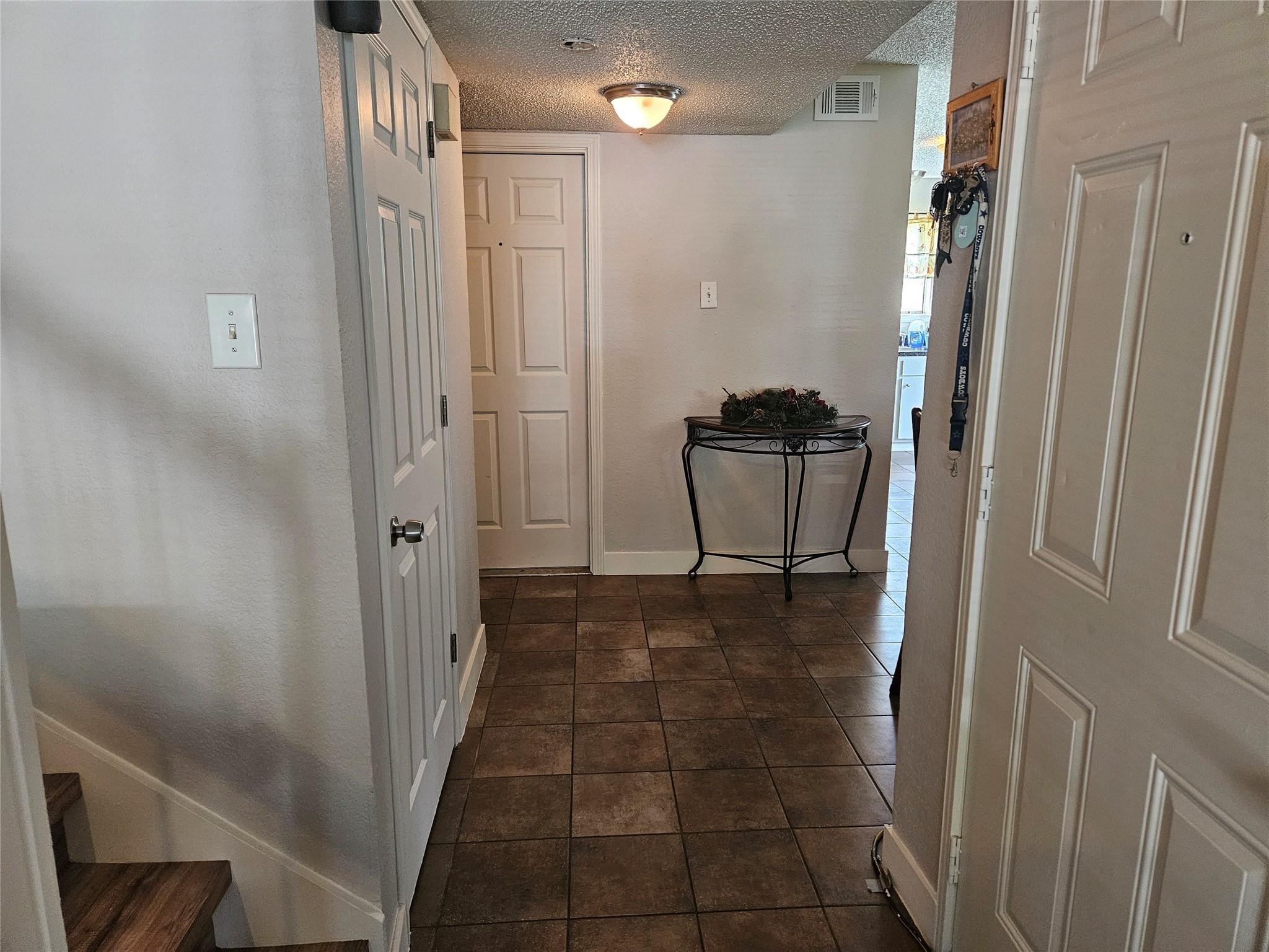 10328 New Bedford Drive, Dallas, TX, 75217