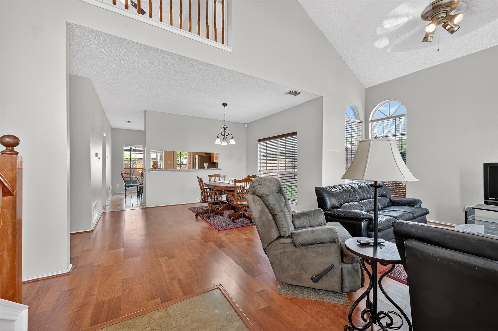 Property photo 03 of 6518 Teresa Lane, Rowlett, TX 75089 | MLS #21202138