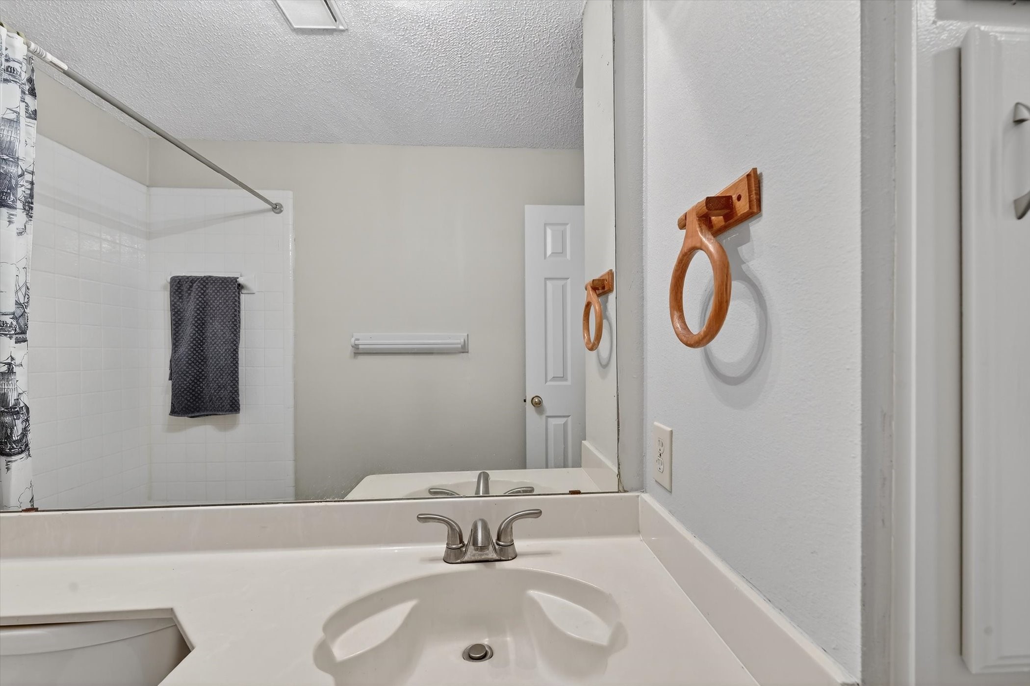6518 Teresa Lane, Rowlett, TX, 75089