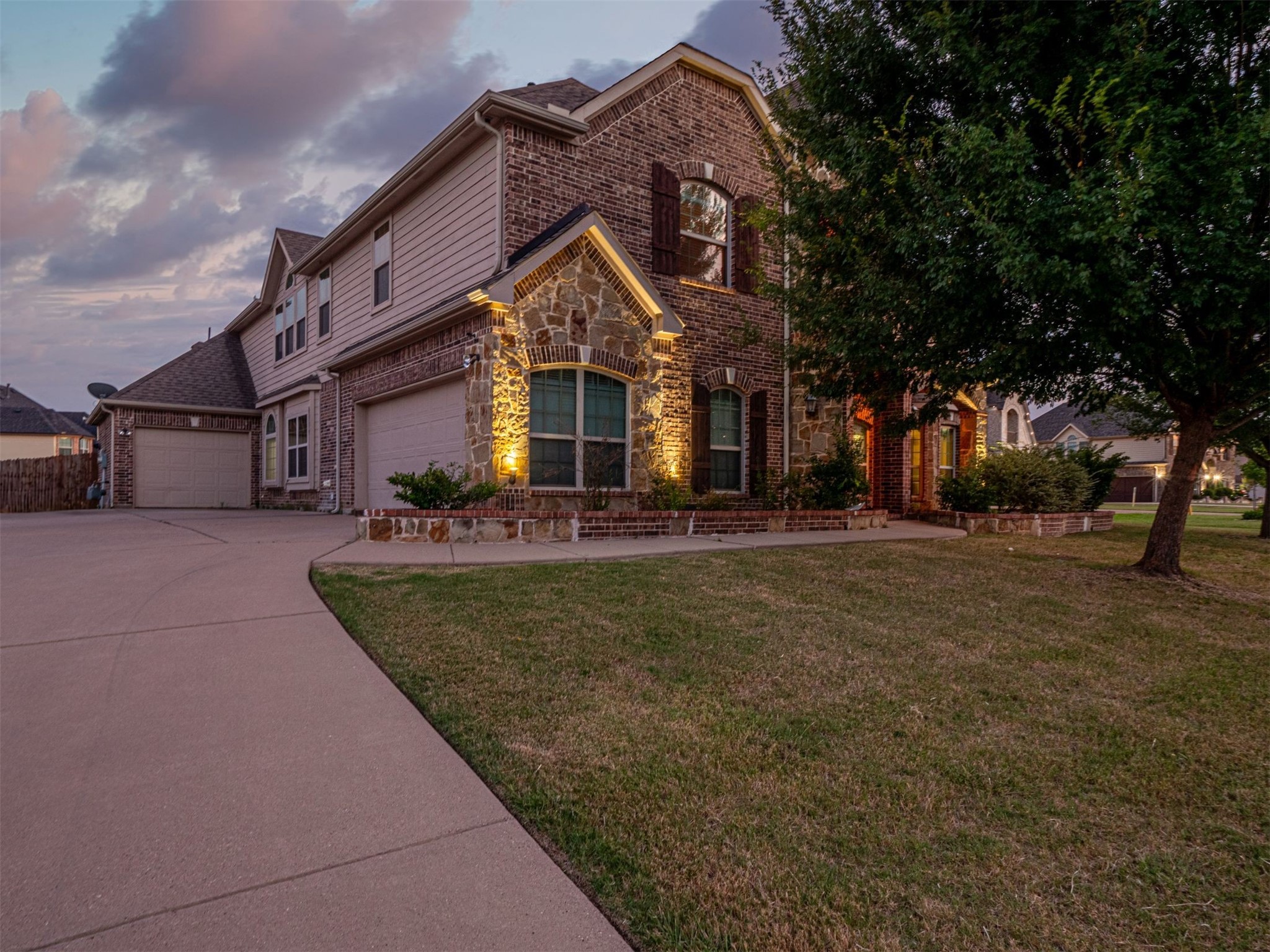 4606 Waterford Glen Drive, Mansfield, TX, 76063
