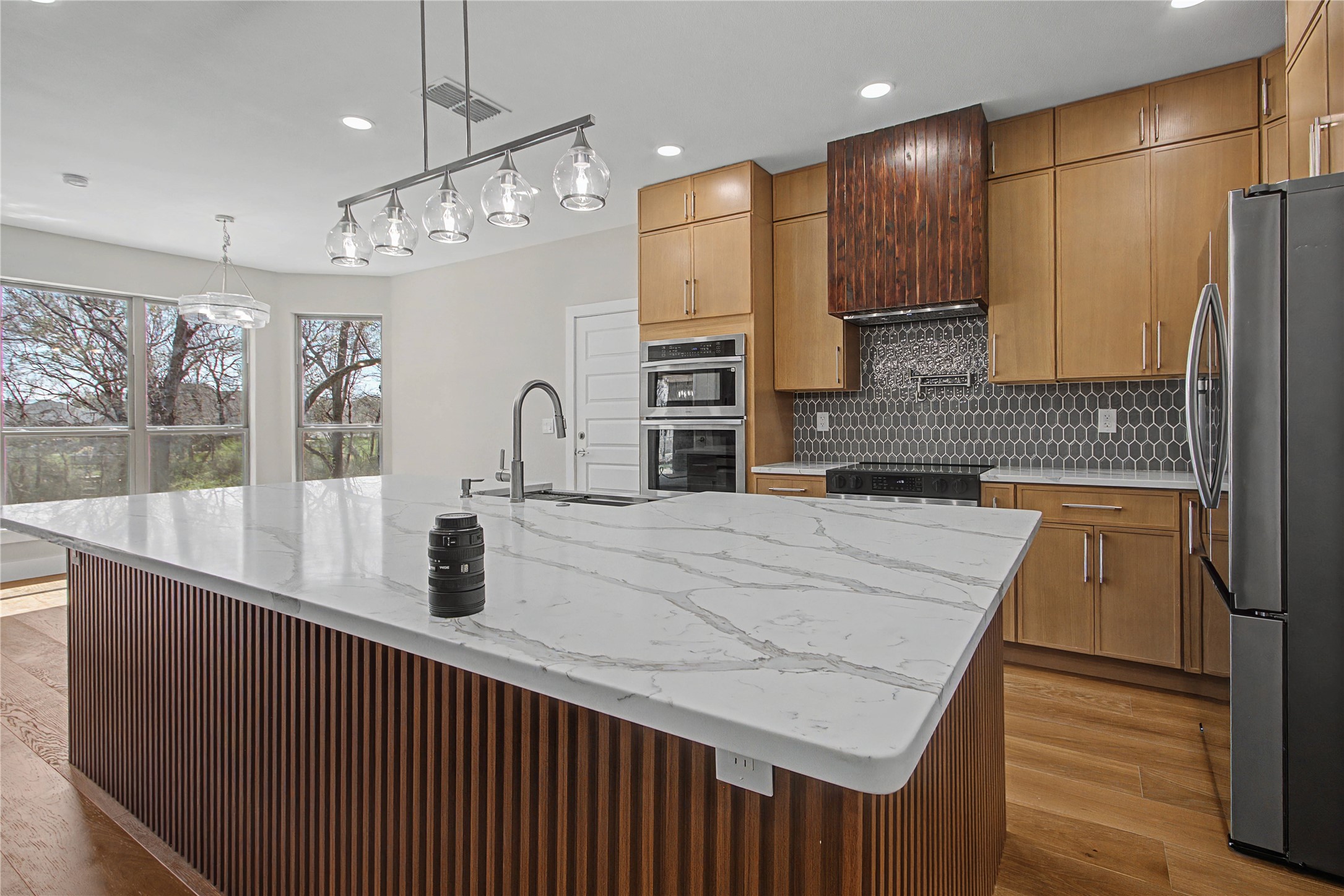 108 Winding Way, Azle, TX, 76020
