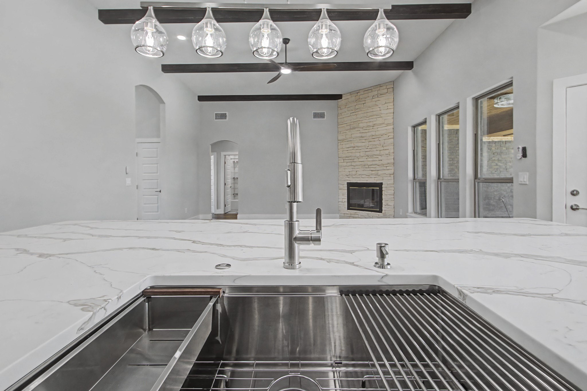 108 Winding Way, Azle, TX, 76020