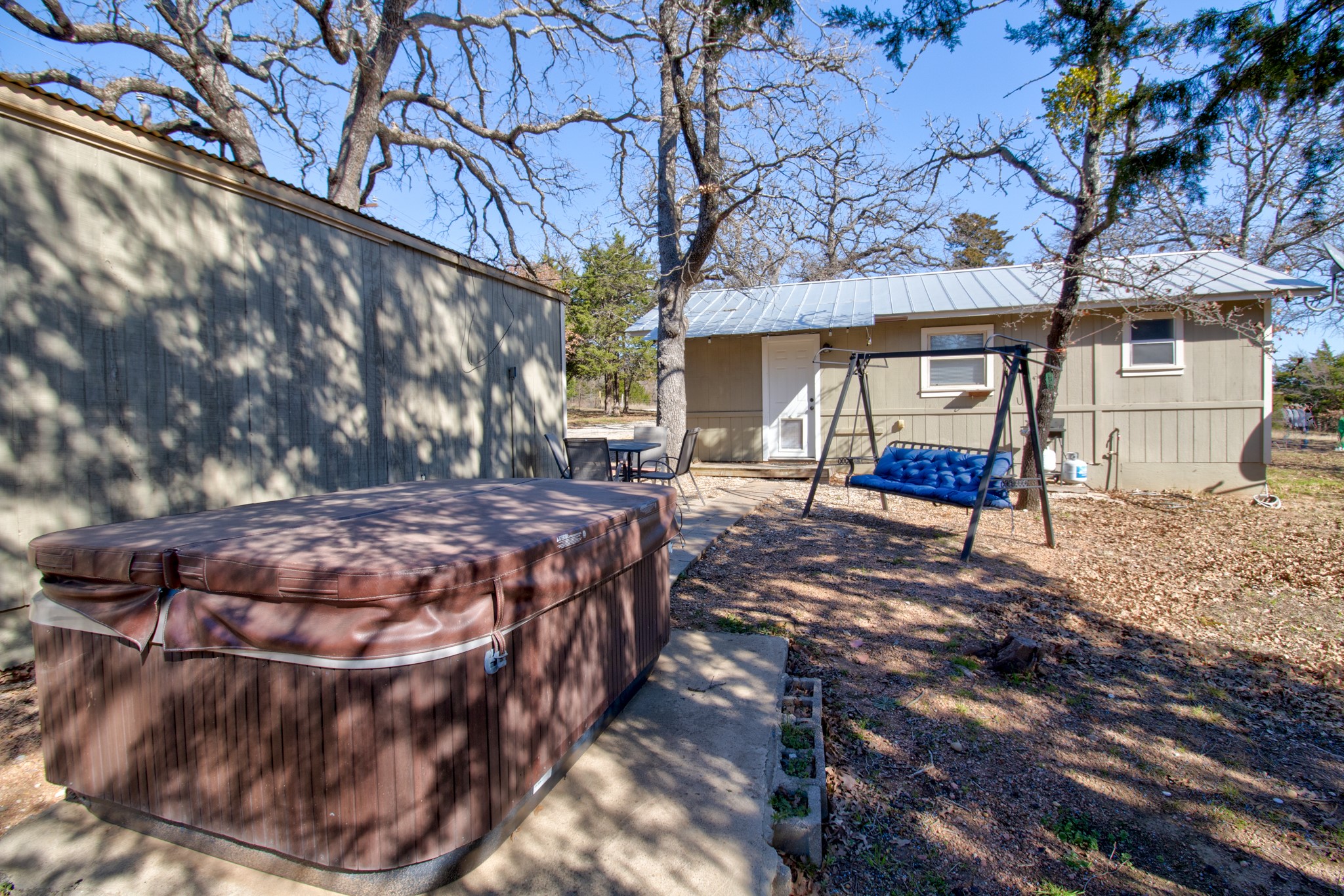 Property photo 04 of 374 Hideaway Lane Valley, View, TX 76272 | MLS #21202338