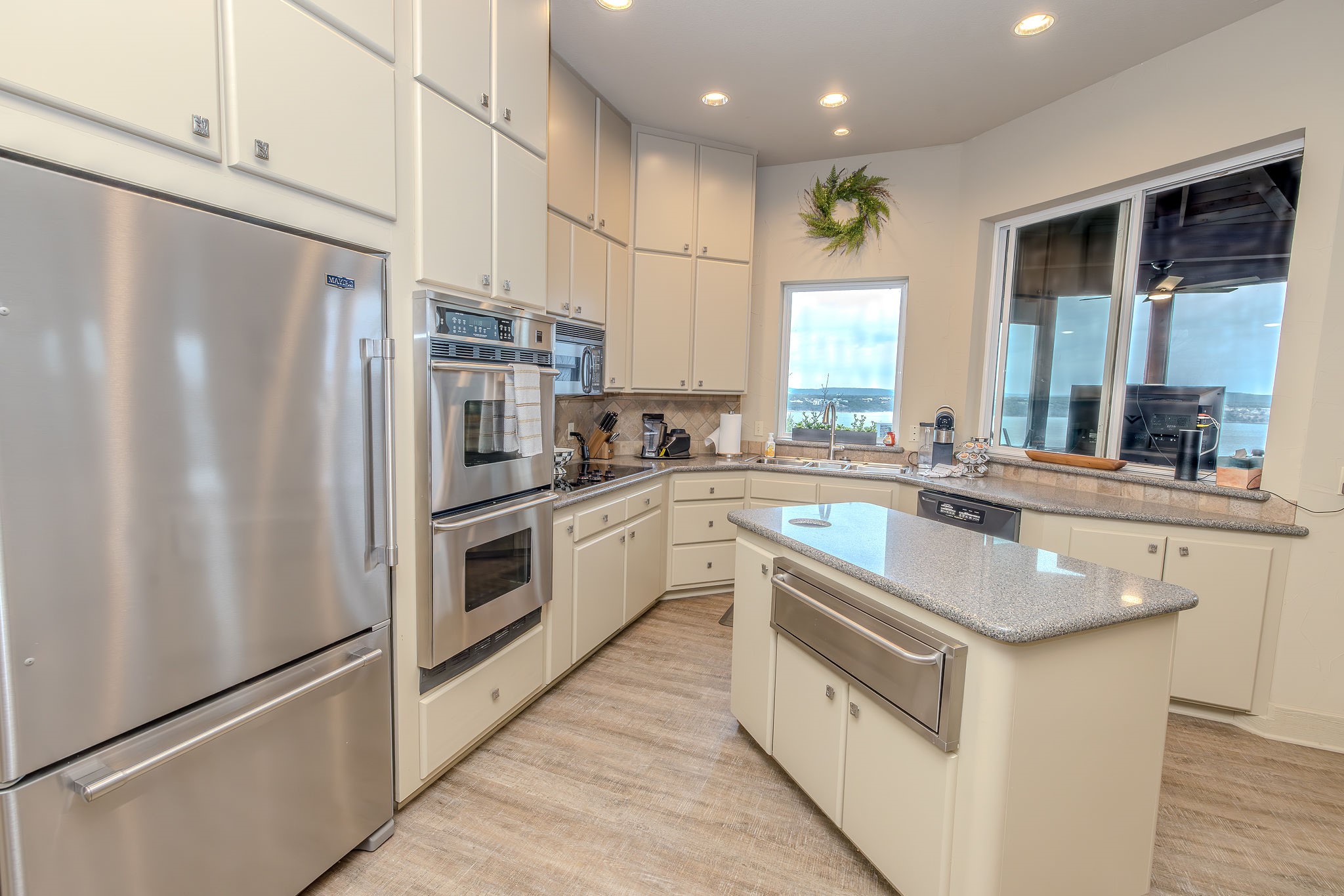 465 Bay Hill Drive, Possum Kingdom Lake, TX, 76449