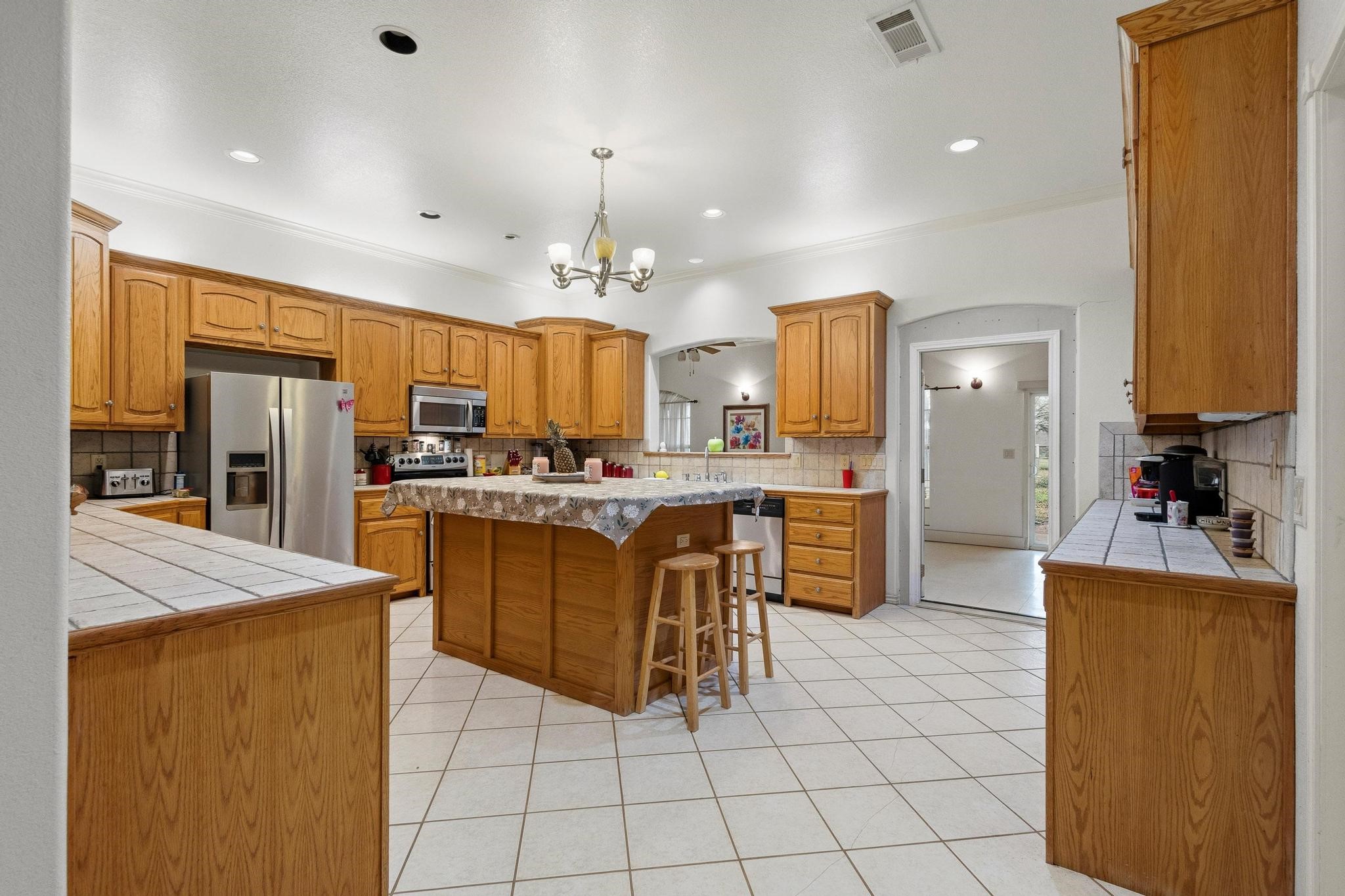 131 Pecan Place Lane, Pottsboro, TX, 75076
