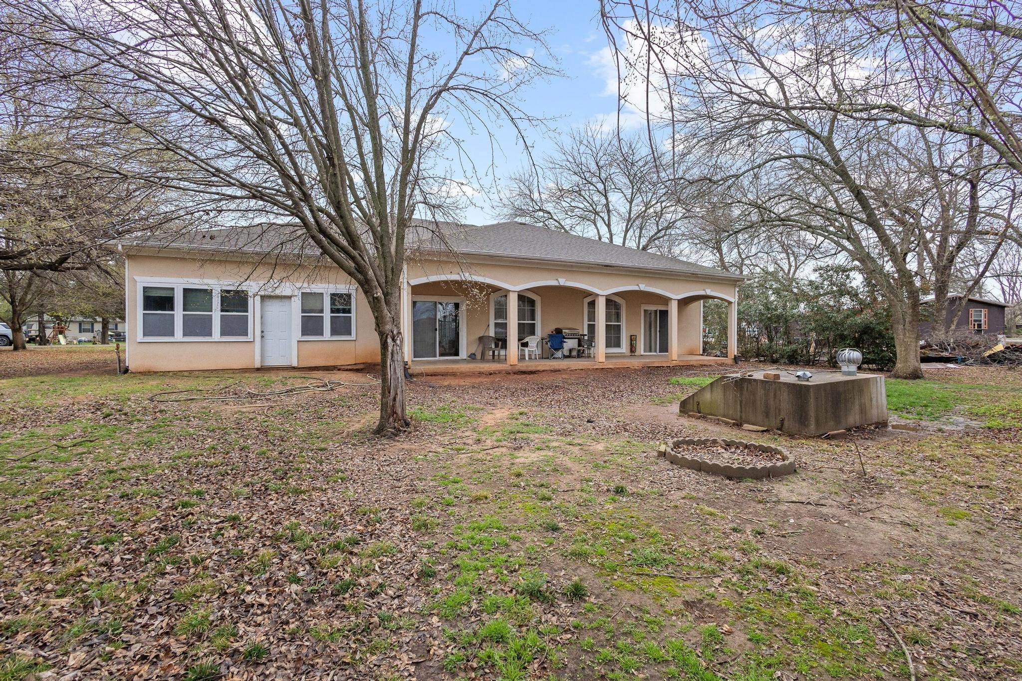 131 Pecan Place Lane, Pottsboro, TX, 75076