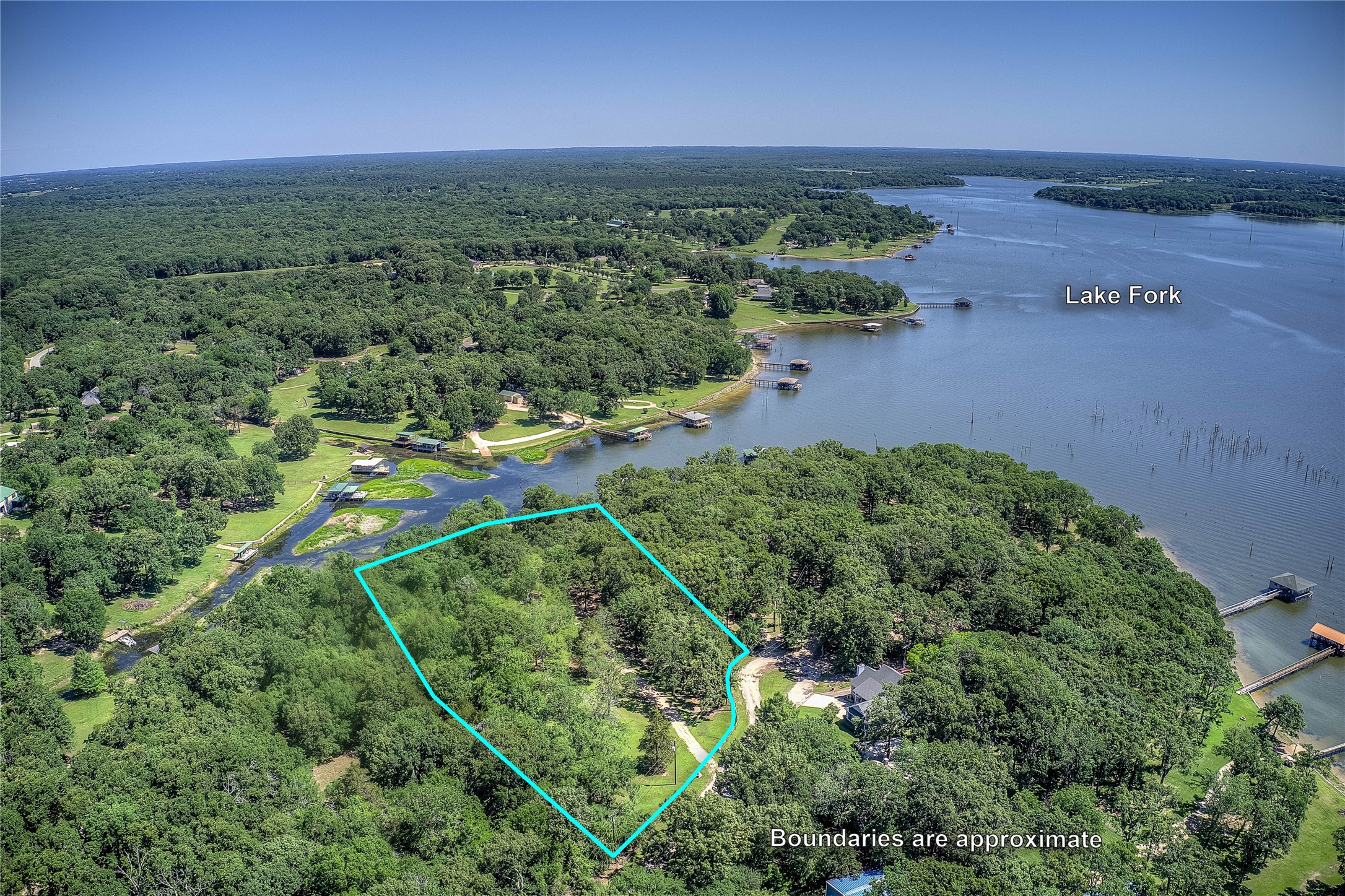 Property photo 02 of 395 County Road 1780 Road, Yantis, TX 75497 | MLS #21203023