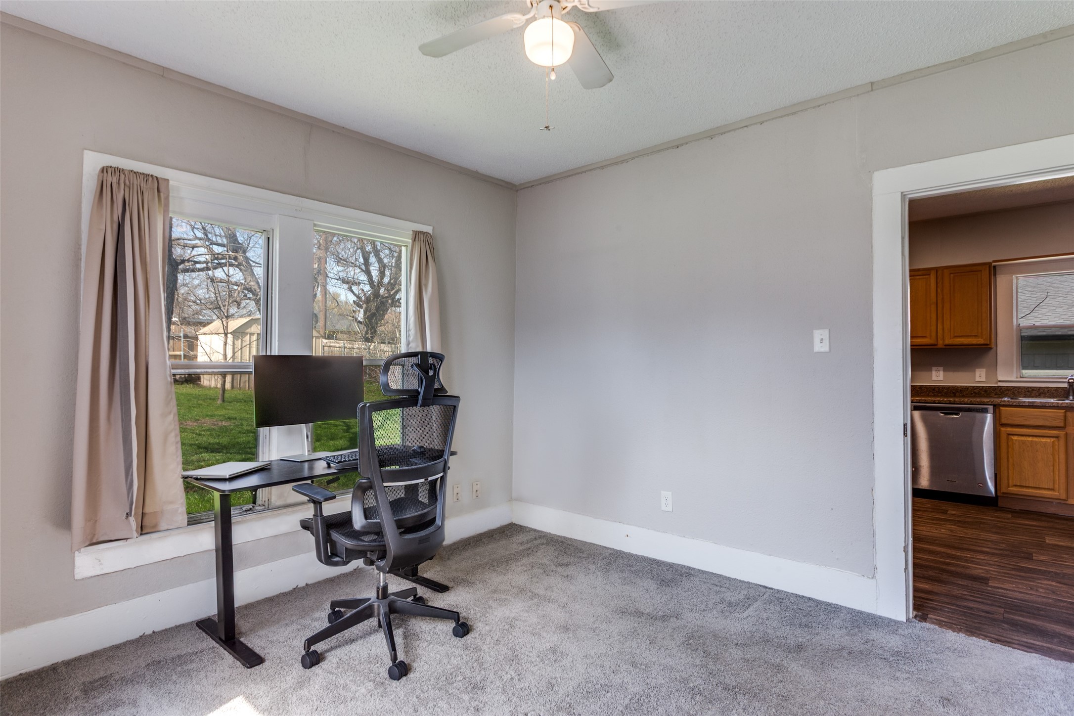 826 Mirike Drive, White Settlement, TX, 76108