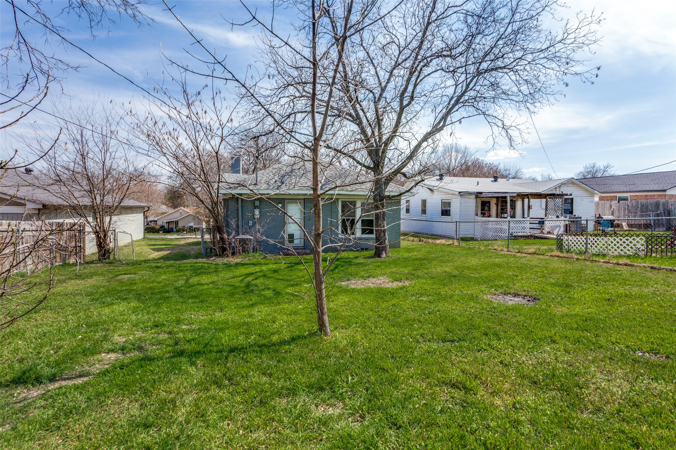 826 Mirike Drive, White Settlement, TX, 76108
