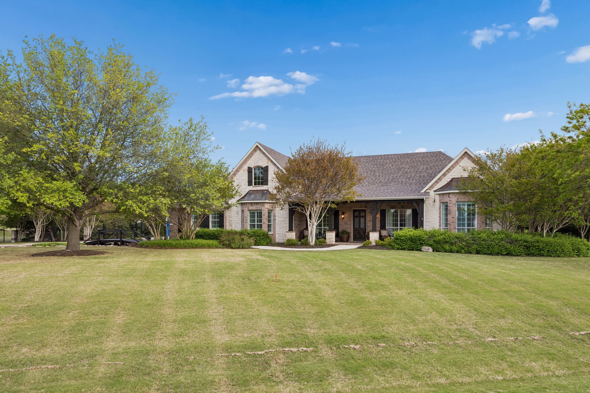 Property photo 01 of 101 Weston Drive, Fairview, TX 75069 | MLS #21203232