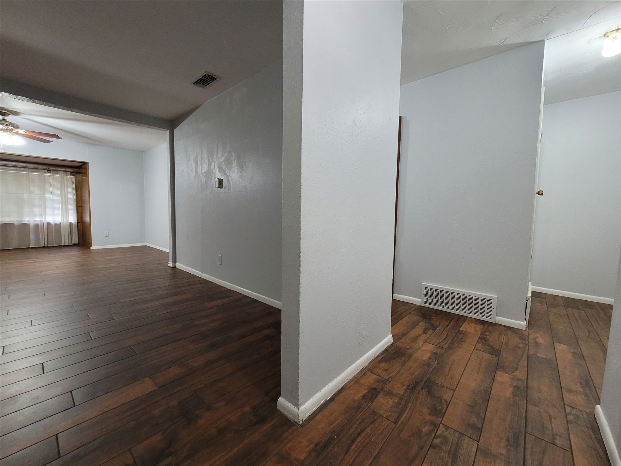 738 Hawthorne Lane, Grand Prairie, TX, 75052