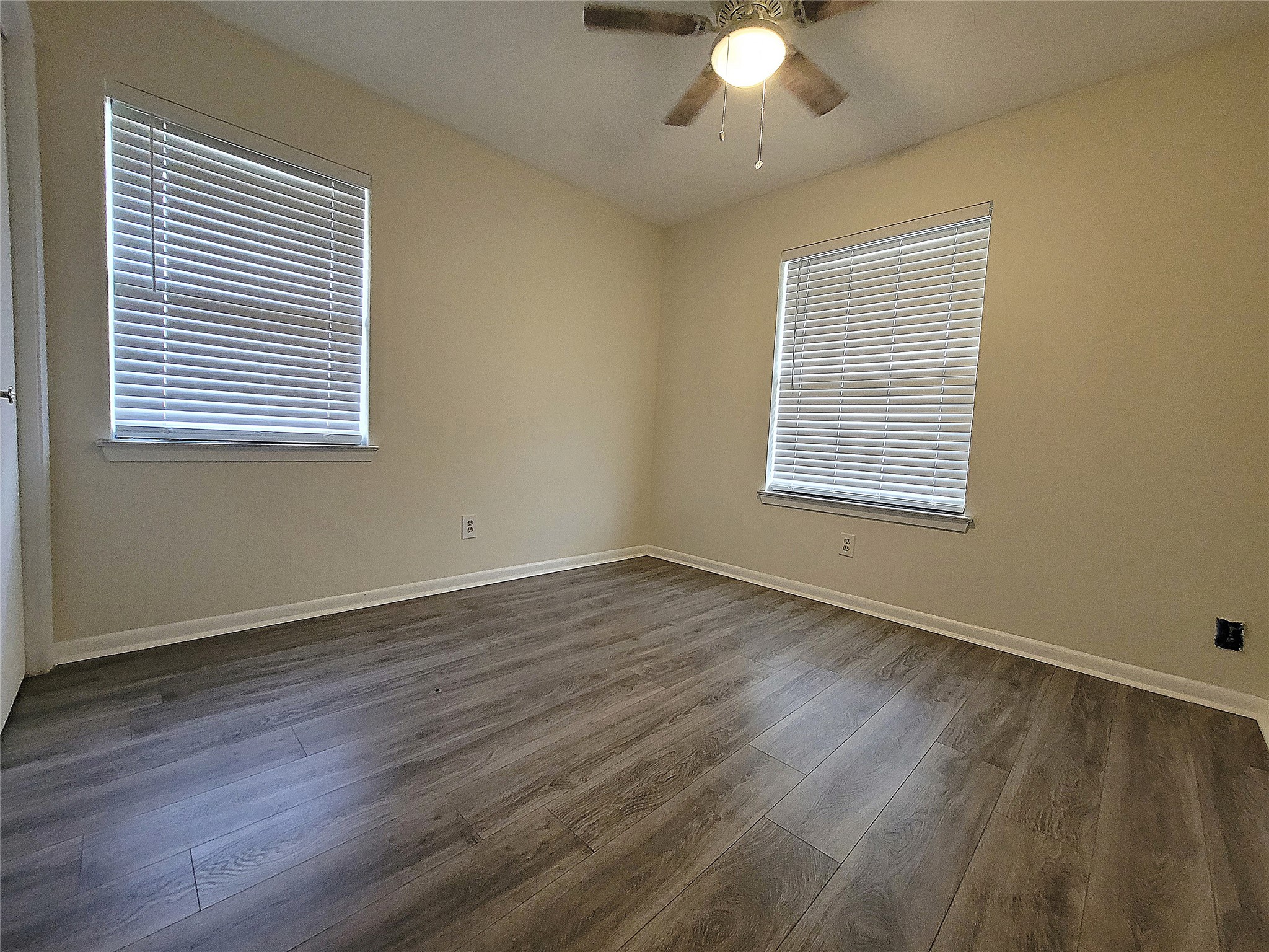 738 Hawthorne Lane, Grand Prairie, TX, 75052