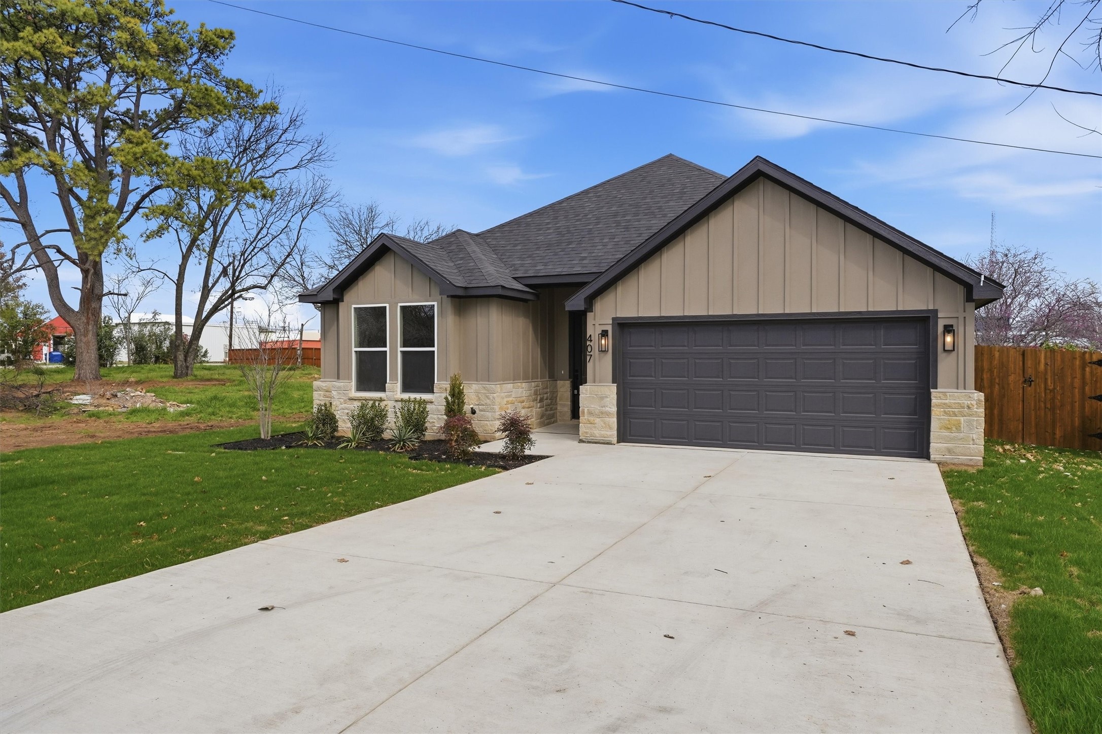 407 E Boyd Avenue, Boyd, TX, 76023