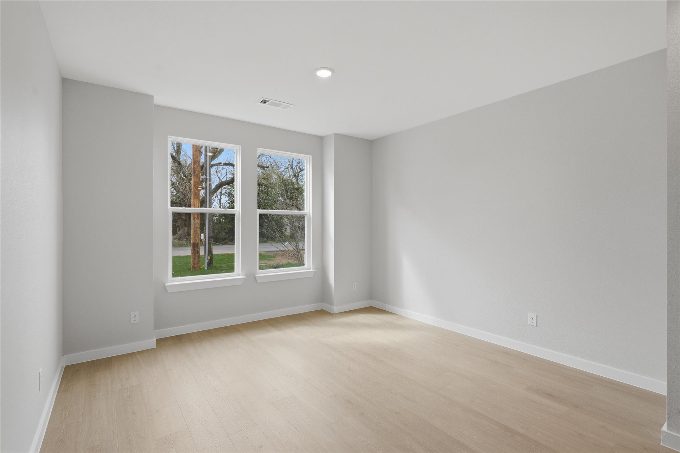 407 E Boyd Avenue, Boyd, TX, 76023