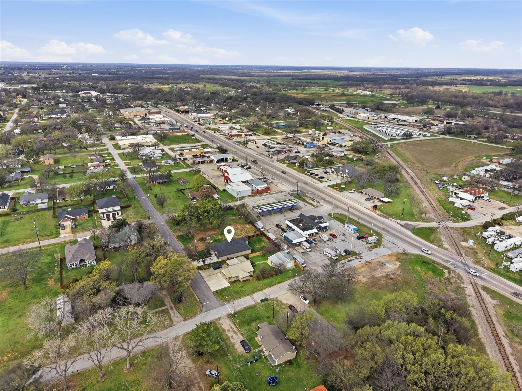 407 E Boyd Avenue, Boyd, TX, 76023