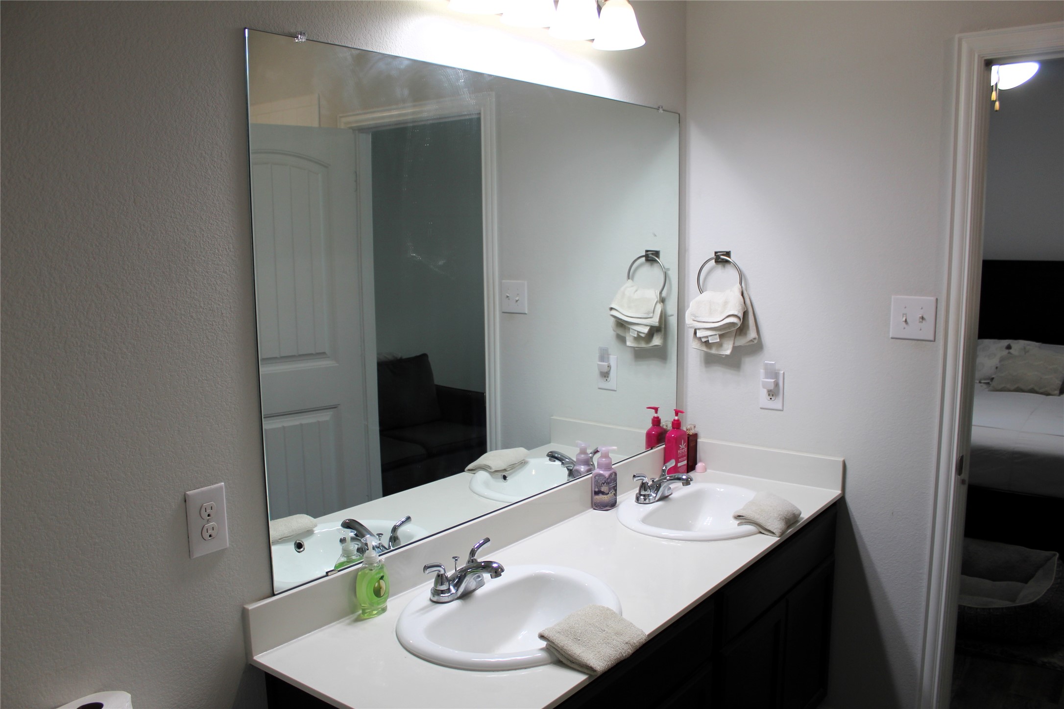 515 Cottage Row, Mabank, TX, 75147