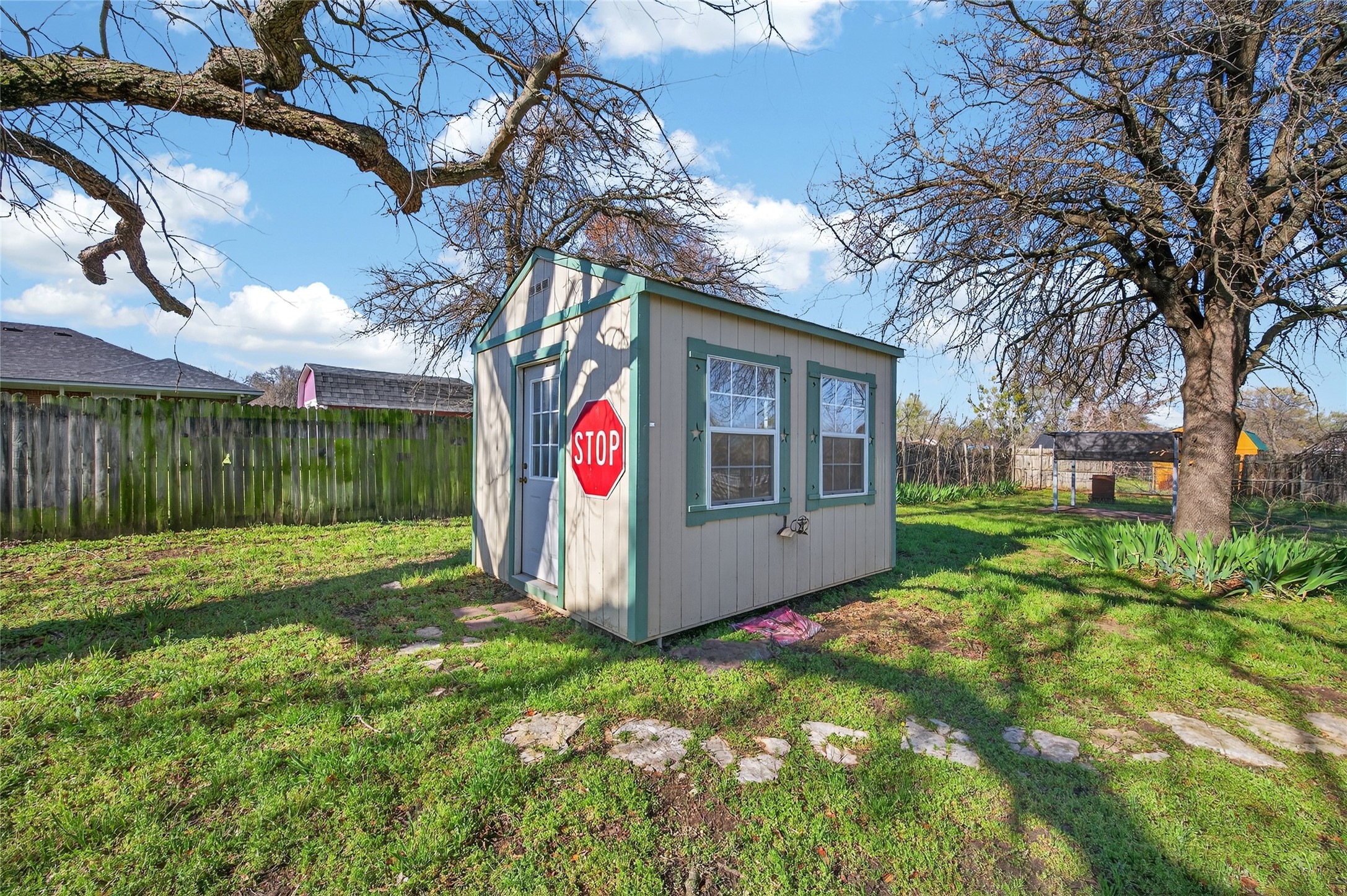 420 Robert Drive, Springtown, TX, 76082