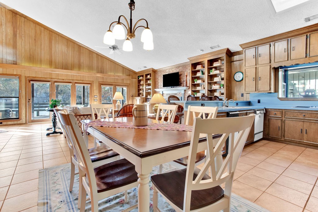 542 E Hideaway Lane, Hideaway, TX, 75771