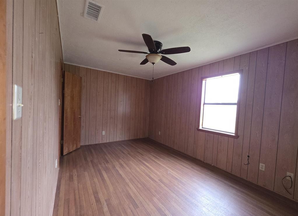 1886 Opossum Rd, Pittsburg, TX, 75686