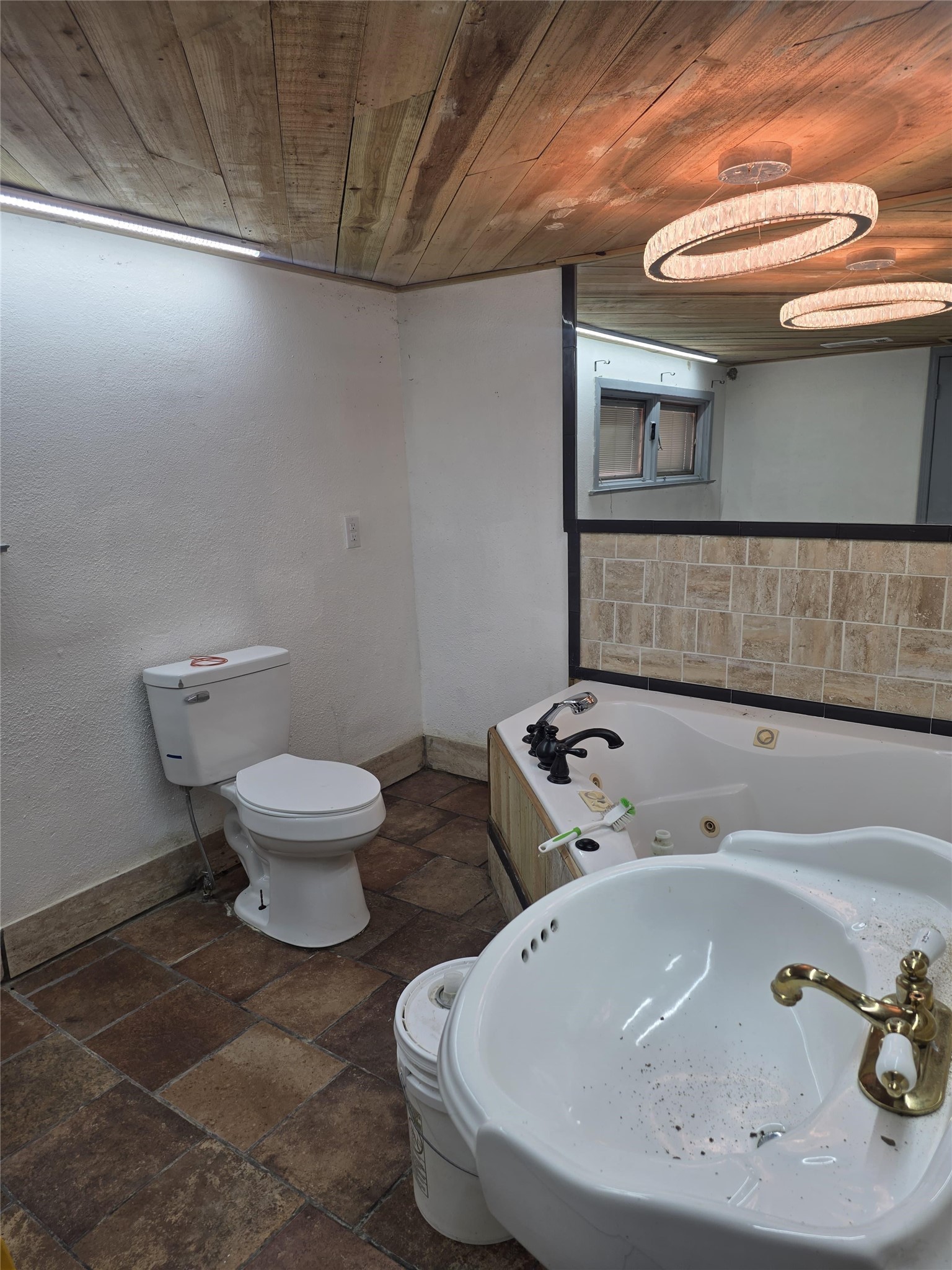 2804 Lynn Dell Drive, Tool, TX, 75143