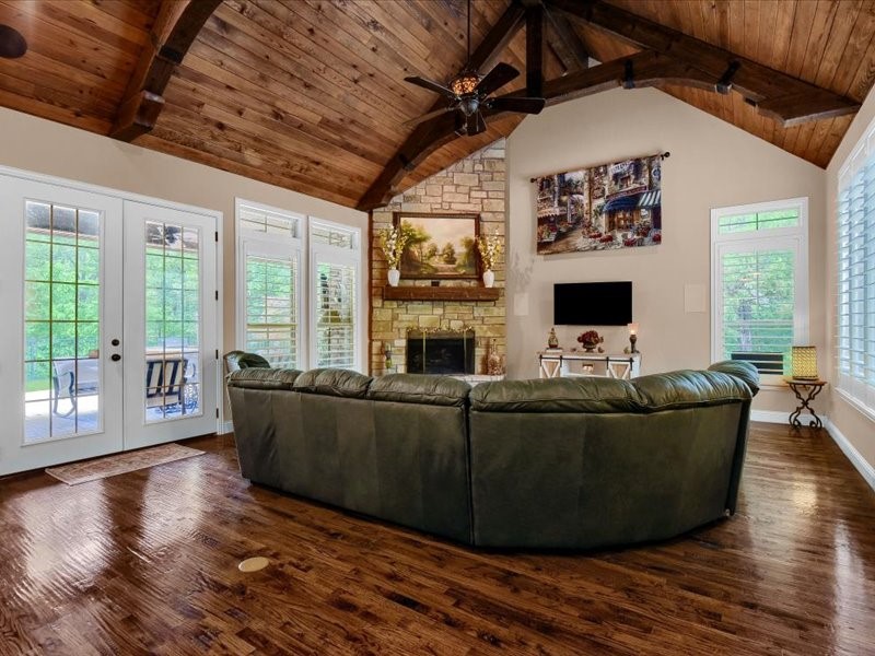 360 Dublin Circle, Gordonville, TX, 76245