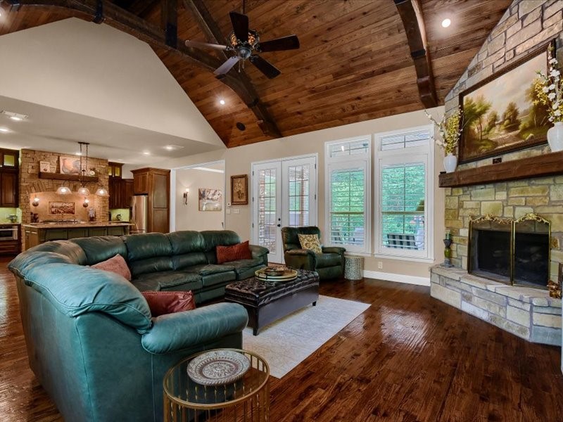 360 Dublin Circle, Gordonville, TX, 76245