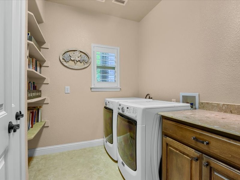 360 Dublin Circle, Gordonville, TX, 76245