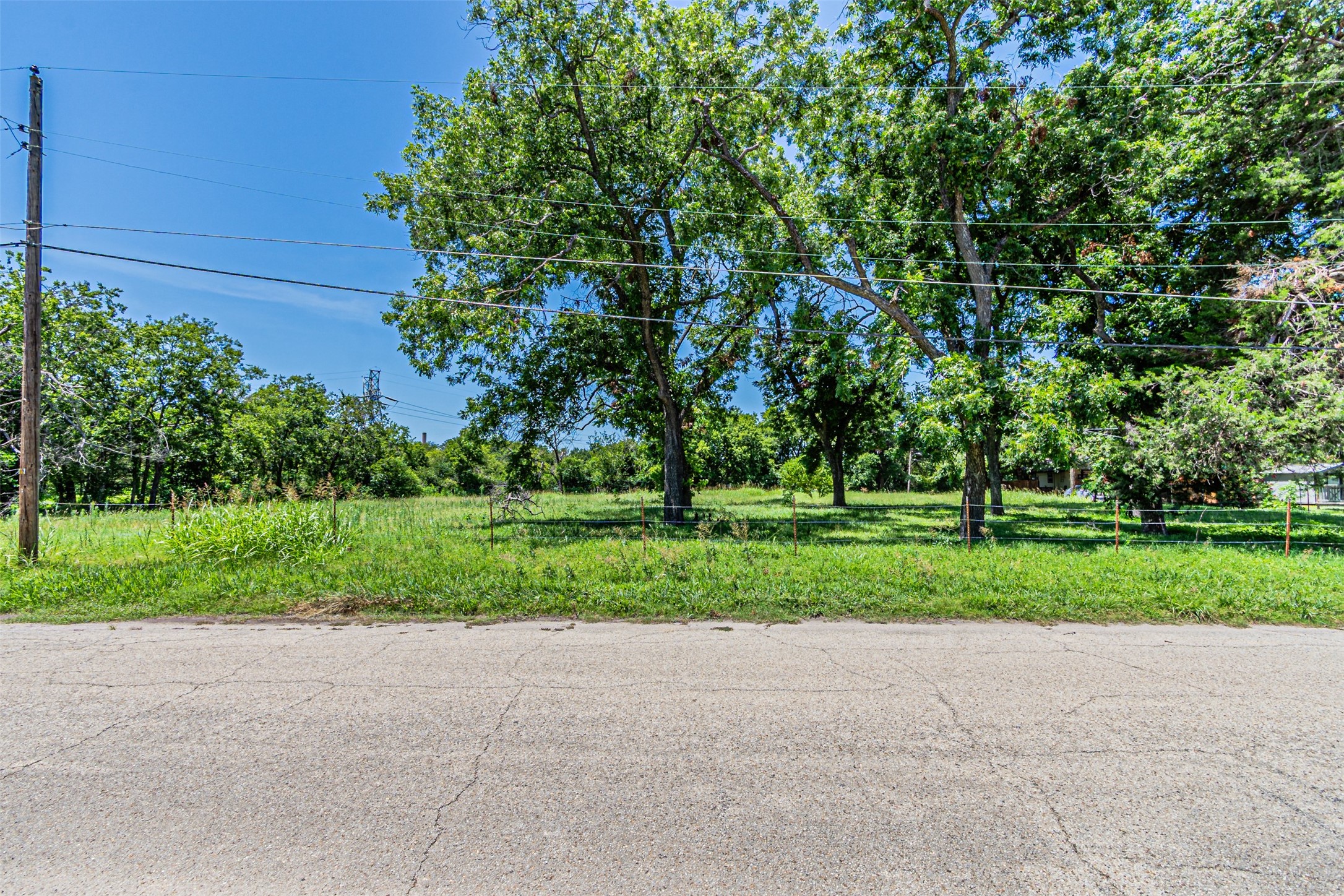 1024 Alvarado Street, Cleburne, TX, 76031