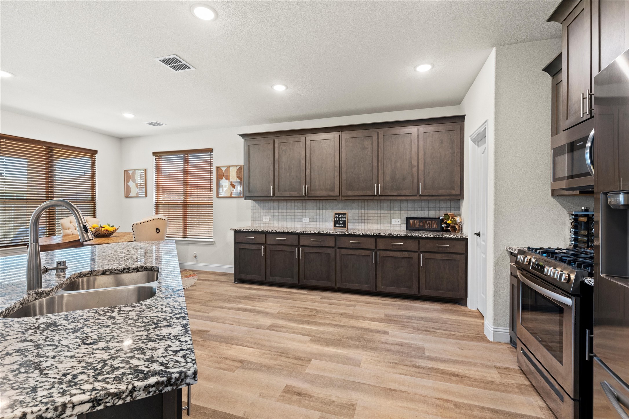 1121 Snowy Owl Drive, Alvarado, TX, 76009