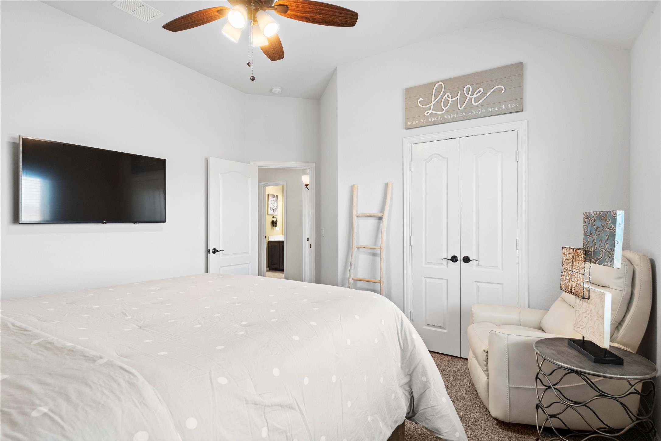1121 Snowy Owl Drive, Alvarado, TX, 76009
