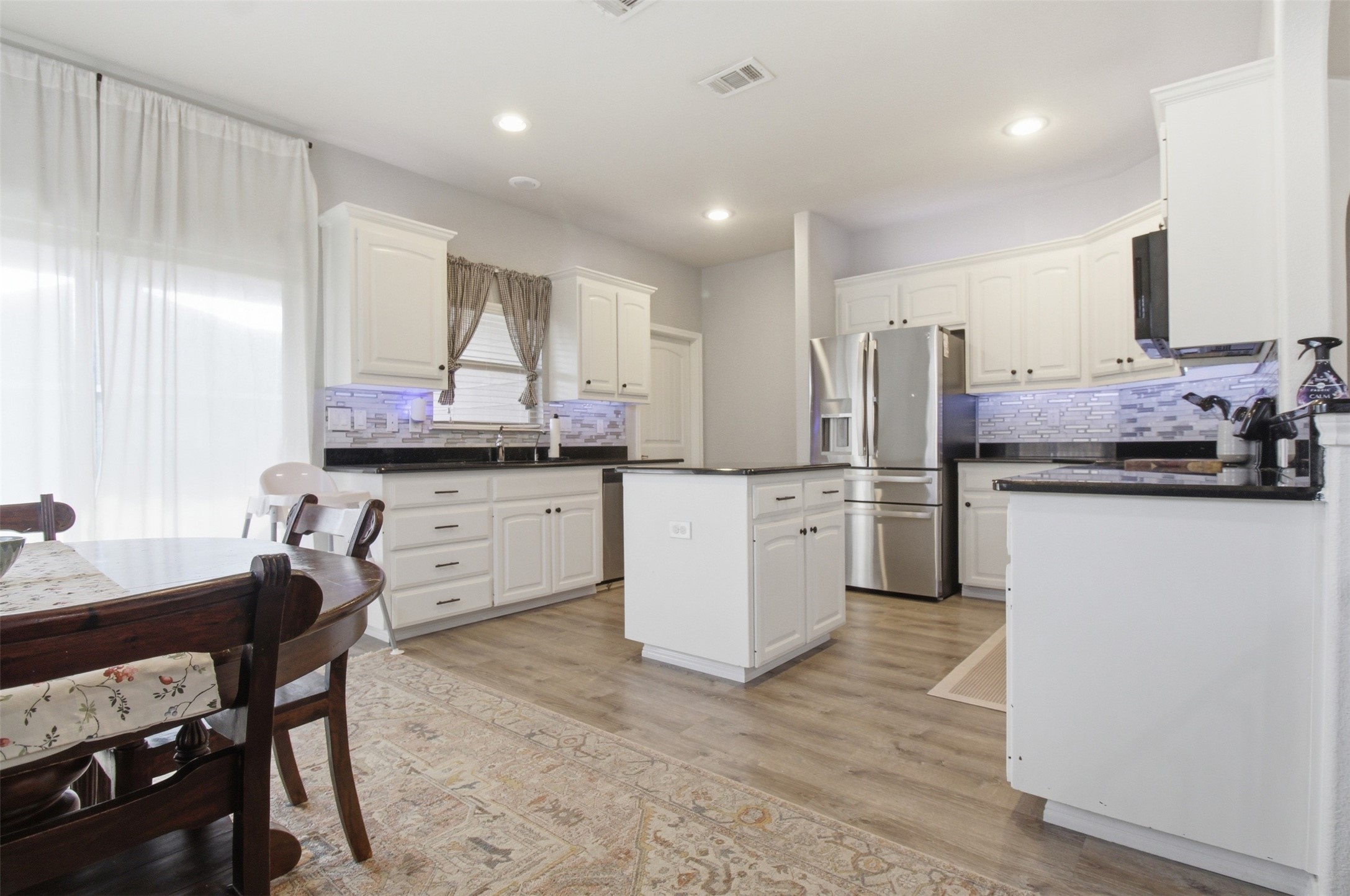 10928 Middleglen Road, Fort Worth, TX, 76052