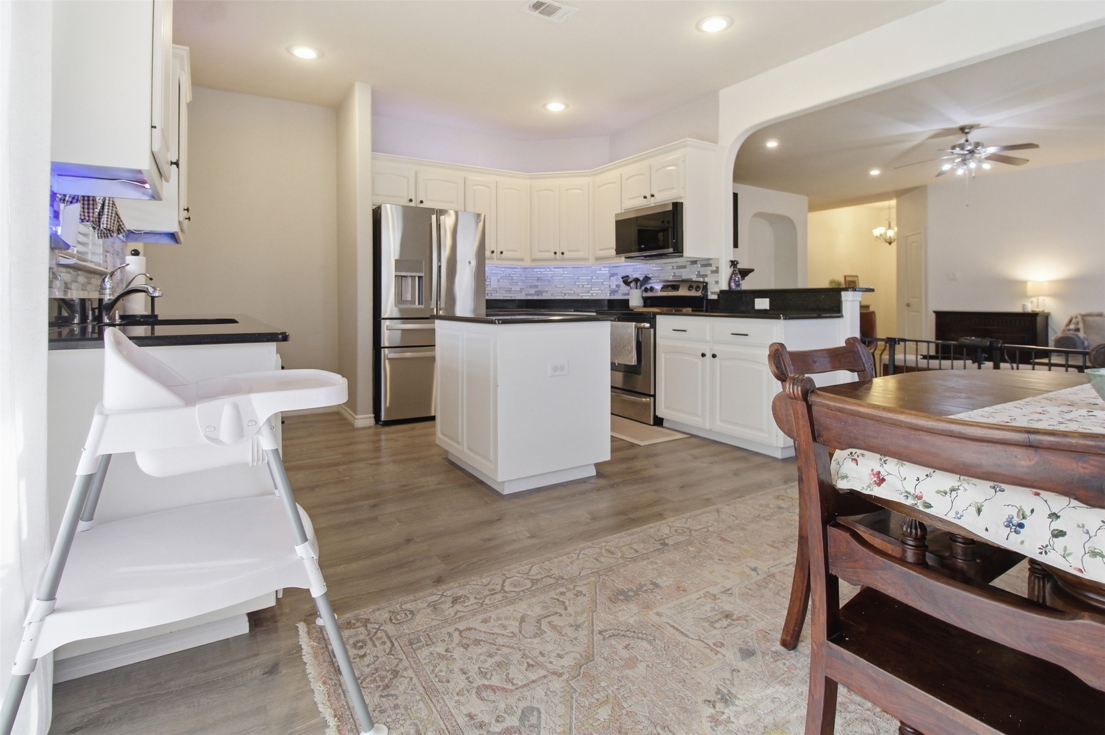 10928 Middleglen Road, Fort Worth, TX, 76052