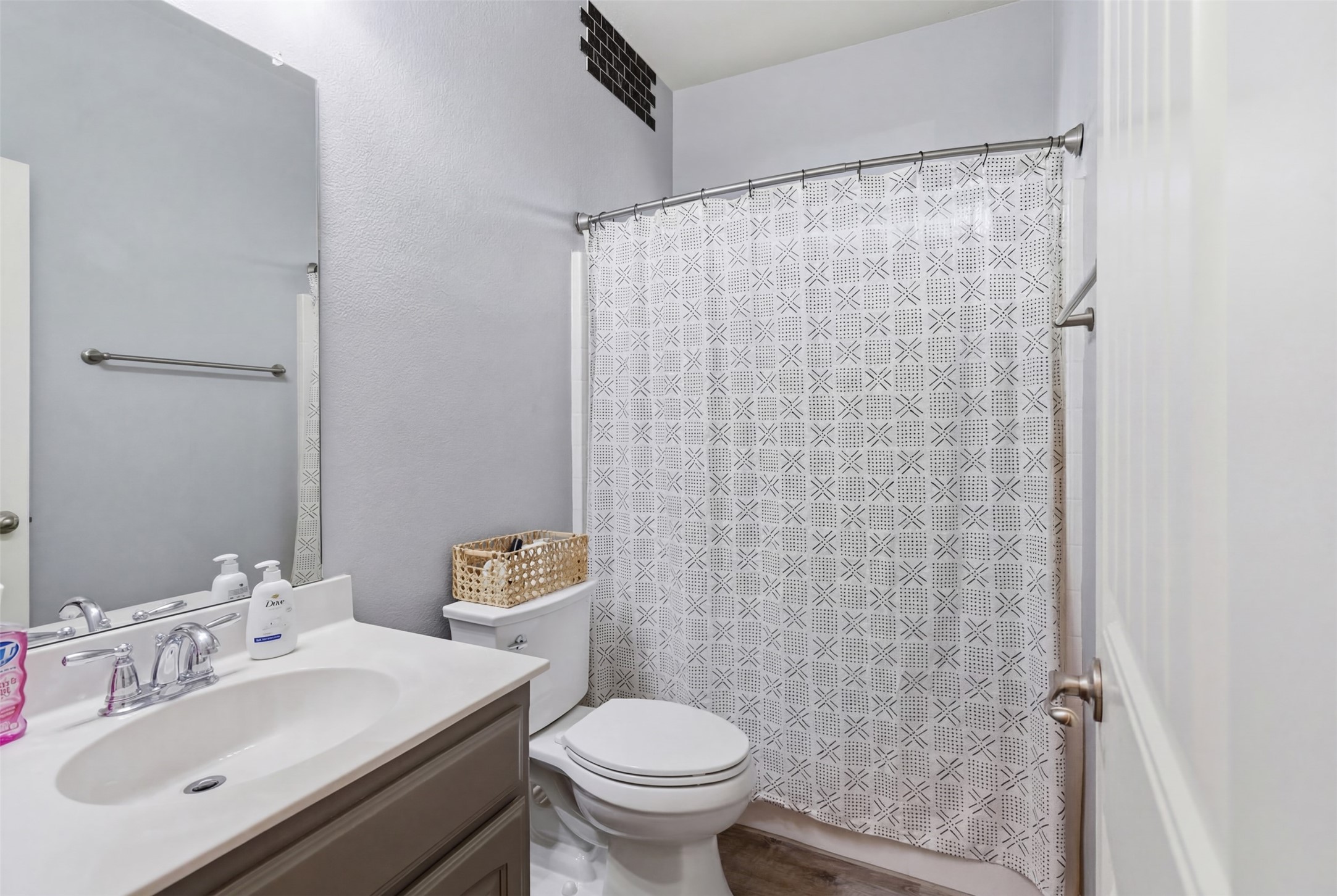 10928 Middleglen Road, Fort Worth, TX, 76052