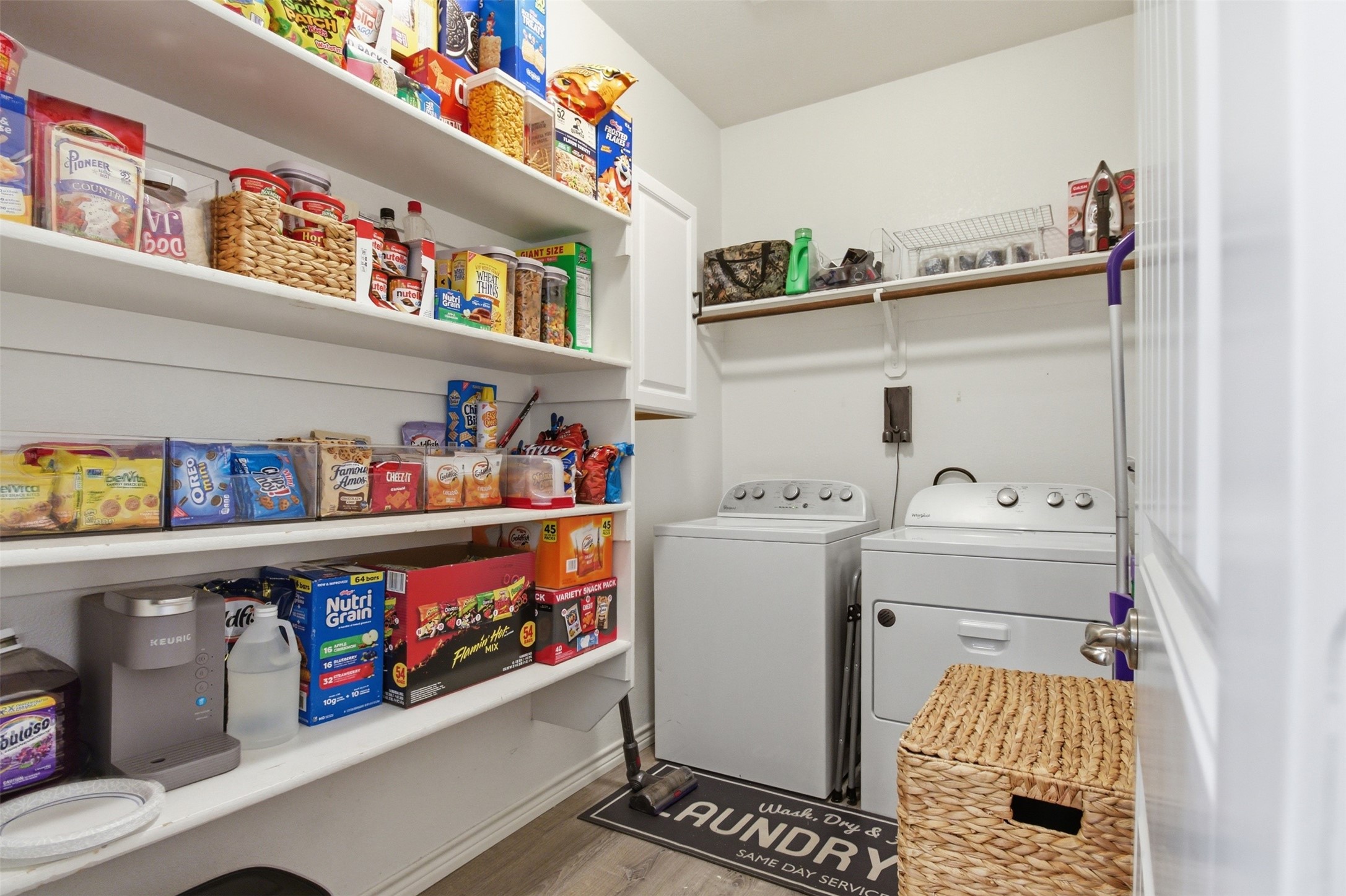 10928 Middleglen Road, Fort Worth, TX, 76052
